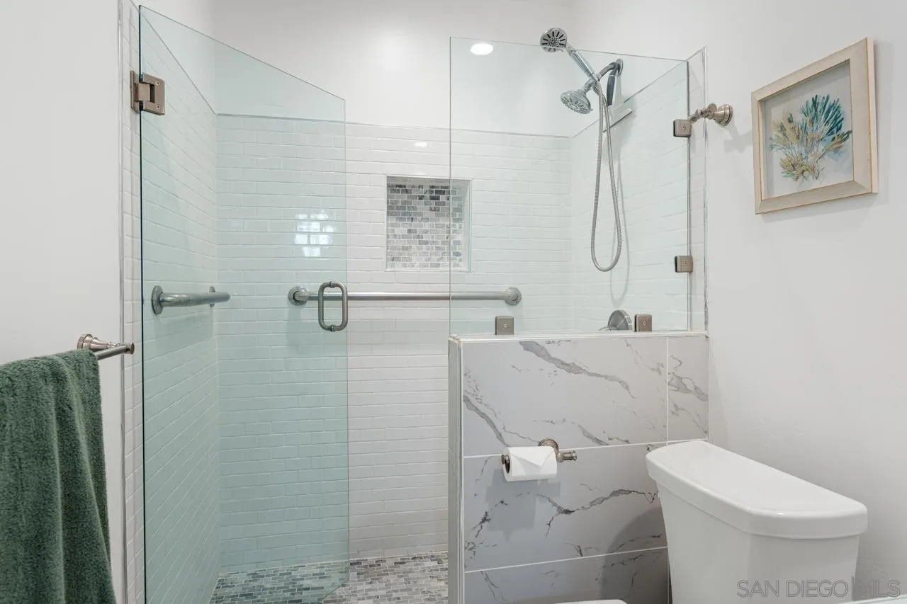 https://cdn.realtyfeed.com/cdn/127/250032827/5a7131e2faa54cde5bdca86876122ba6.webp