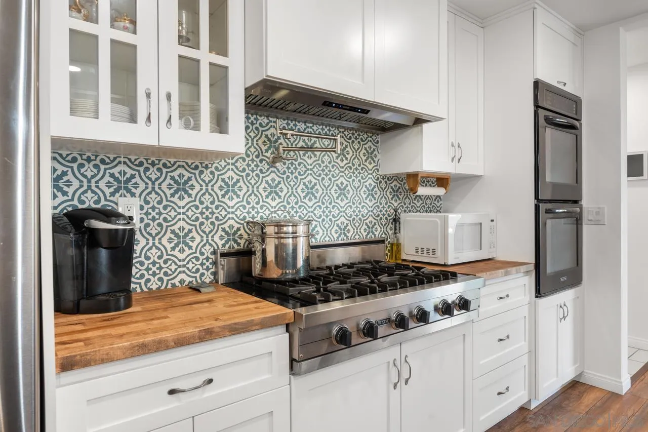 https://cdn.realtyfeed.com/cdn/127/250032827/ad93cee55dc48113da0b09a51bd8dc56.webp