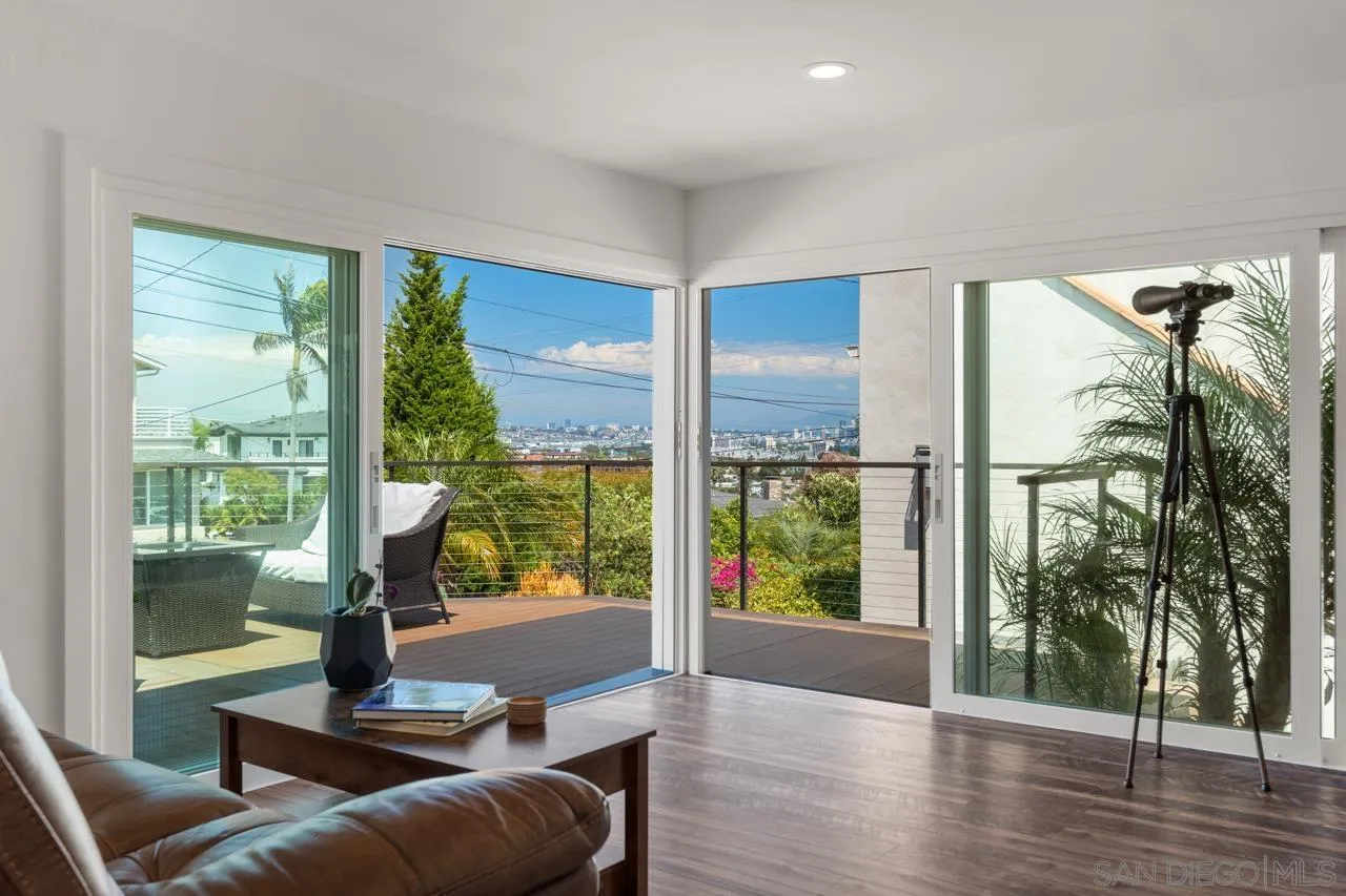 https://cdn.realtyfeed.com/cdn/127/250032827/d7f19c7ad7e995ef7e4ec5ecebd088f7.webp