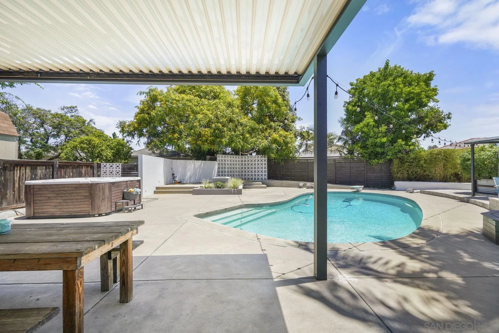 https://cdn.realtyfeed.com/cdn/127/250032837/50505baf939f85872fc88697a6ce8a5c.webp