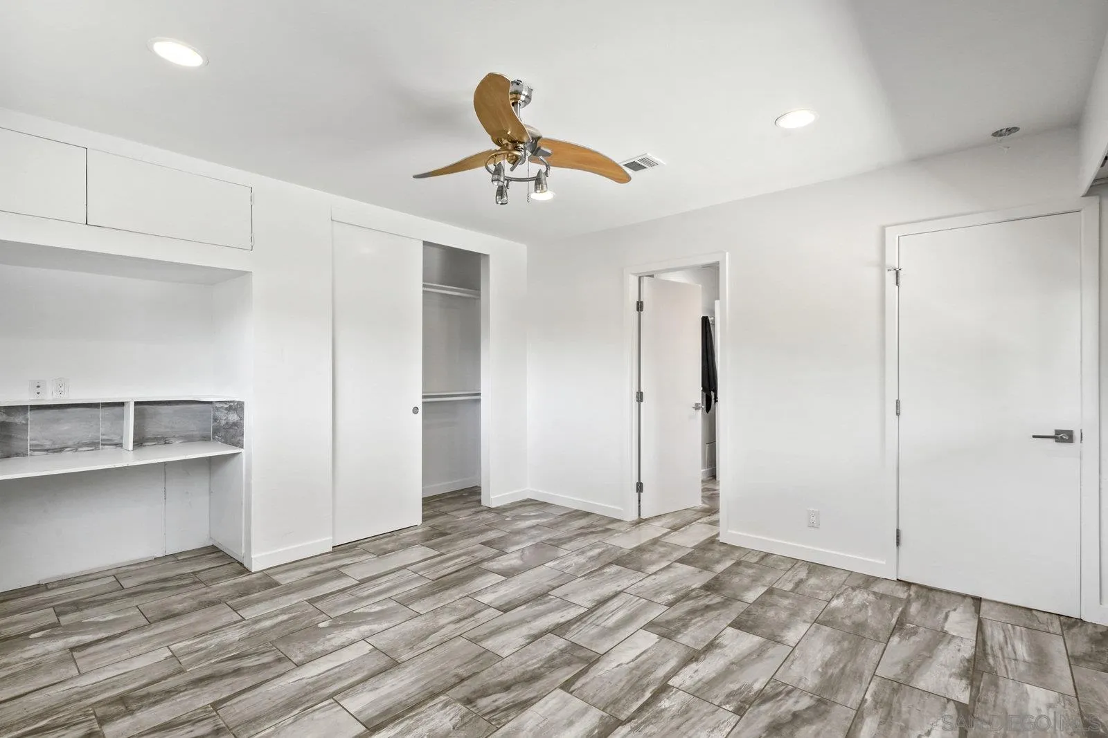https://cdn.realtyfeed.com/cdn/127/250032837/7b901efddd5f2829b8edddb034417b15.webp