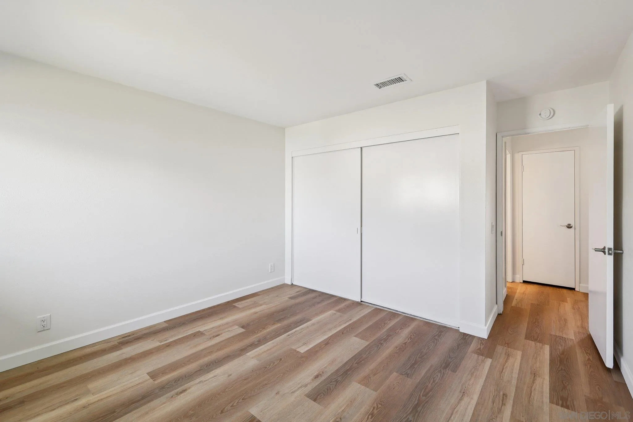 https://cdn.realtyfeed.com/cdn/127/250032865/45e26fb190d3ecf5a0ddc45d5fa5dded.webp