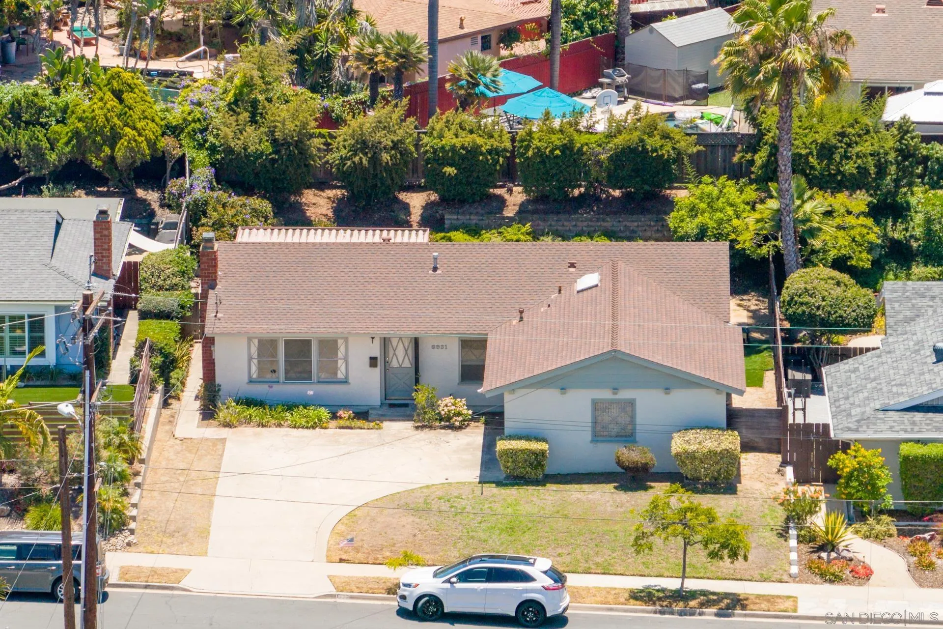https://cdn.realtyfeed.com/cdn/127/250032871/0d0d3454fc949640604421c346f1e63c.webp