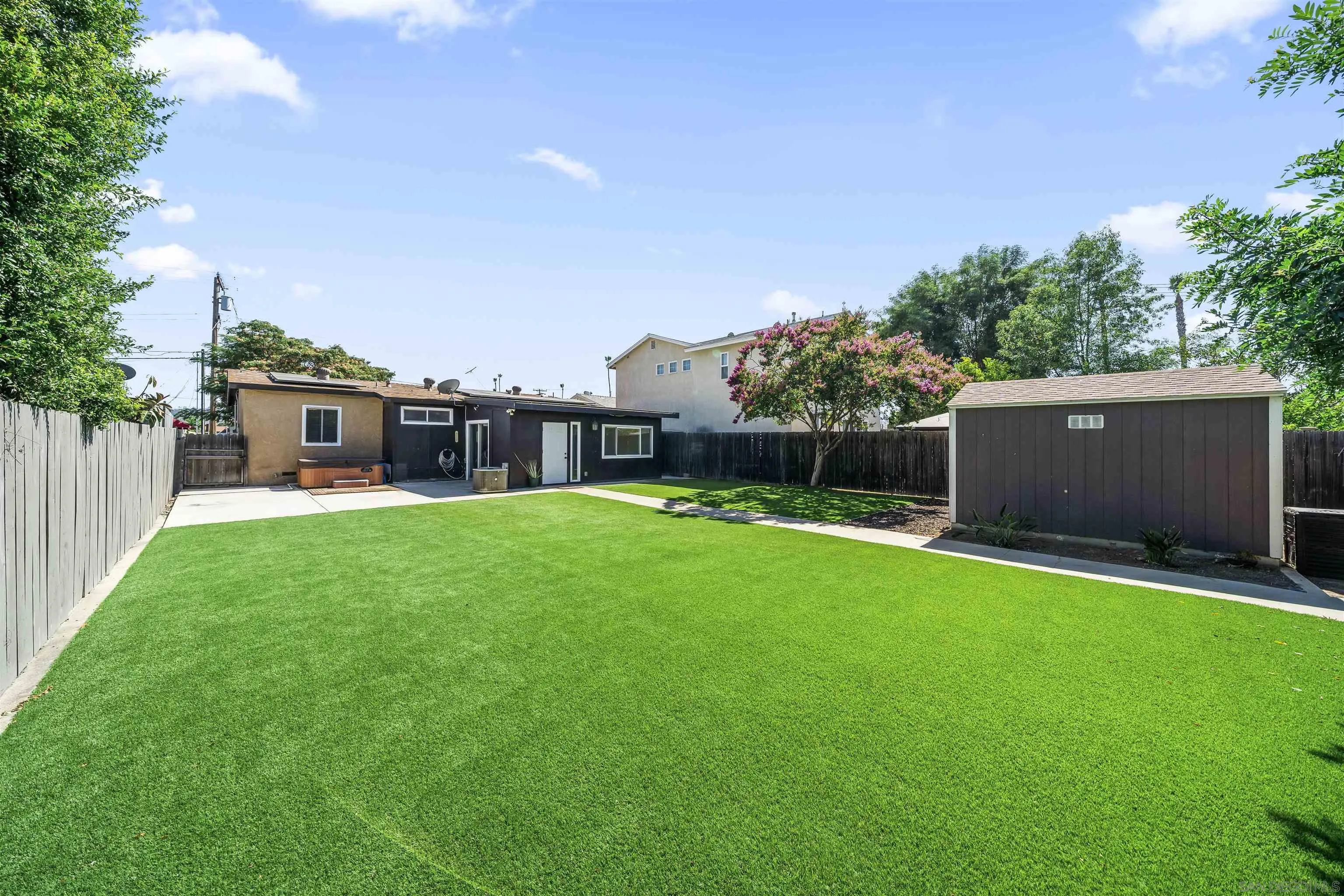 https://cdn.realtyfeed.com/cdn/127/250032879/0a61452f598b5ff5dc3046558a5e7865.webp
