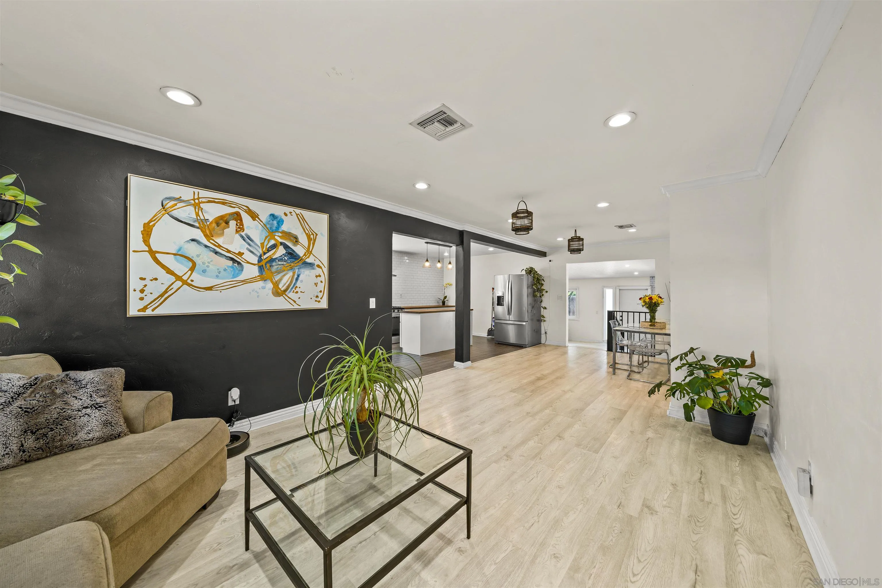 https://cdn.realtyfeed.com/cdn/127/250032879/1504da3d96d1b8dfc4bed29d87f0b651.webp