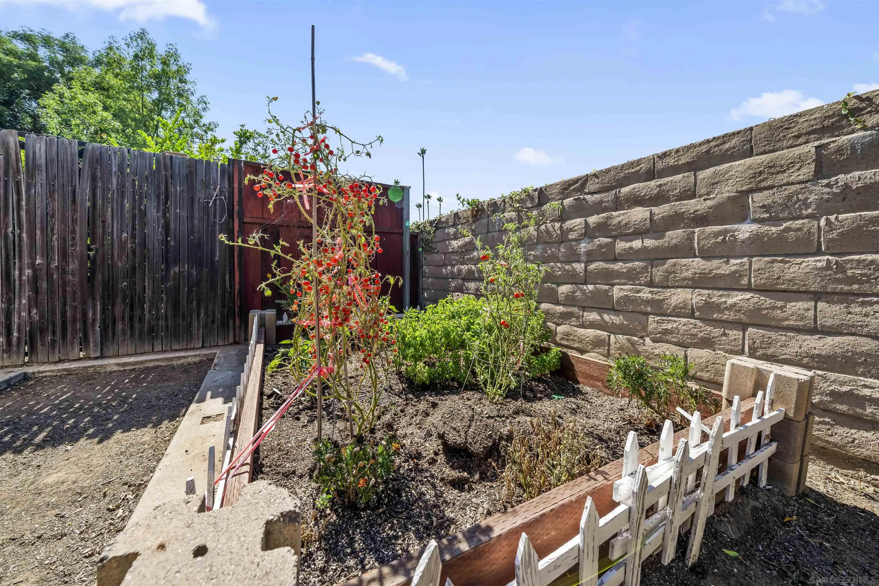 https://cdn.realtyfeed.com/cdn/127/250032879/2b44e90ccfedee987a371e5008599fbc.webp