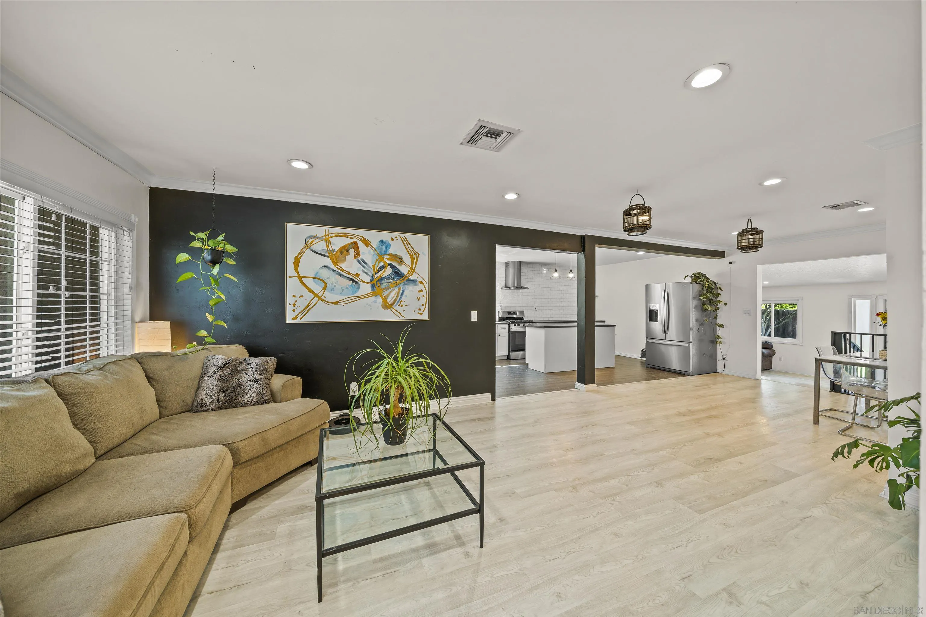 https://cdn.realtyfeed.com/cdn/127/250032879/5af3bcb7fc24b6f091ef1c3425f359fc.webp