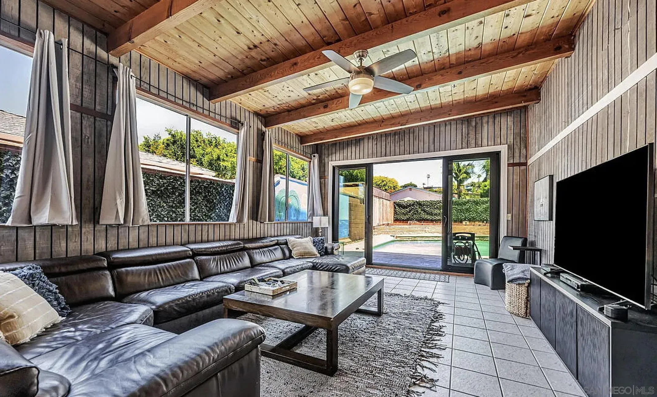 https://cdn.realtyfeed.com/cdn/127/250032897/1fc00b747b302947248c0873dbc4e027.webp