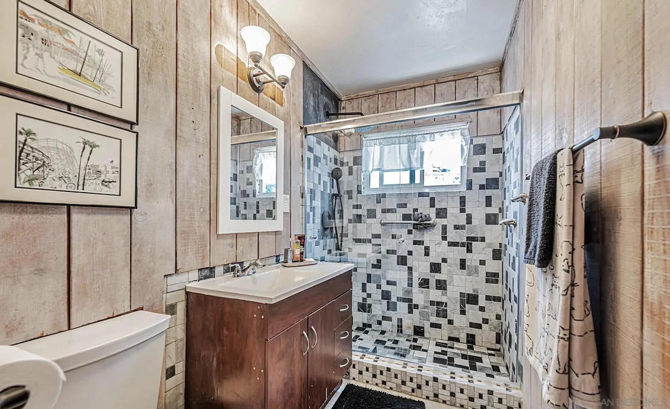 https://cdn.realtyfeed.com/cdn/127/250032897/968f1daa27080b9ef10f9af3a3f138d2.webp