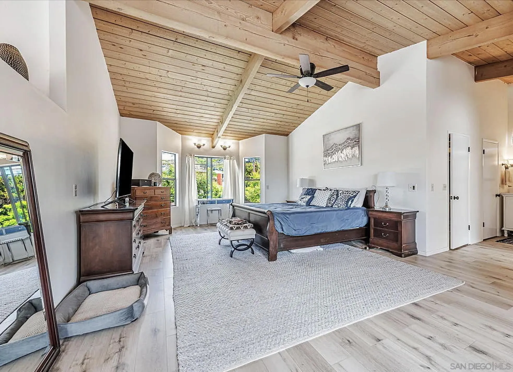 https://cdn.realtyfeed.com/cdn/127/250032897/fcf69e9df508cac83a9c9f5bf6f263df.webp