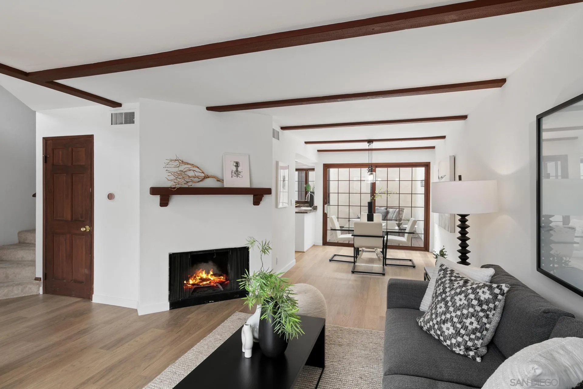 Photo #5: 250032901 Listing 