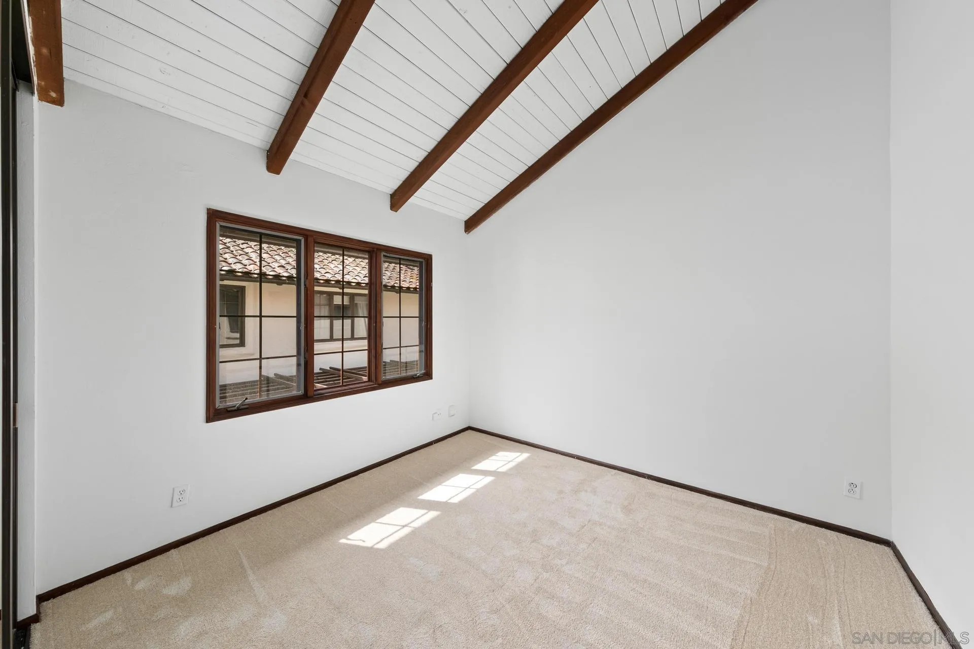 Photo #26: 250032901 Listing: Photo #26