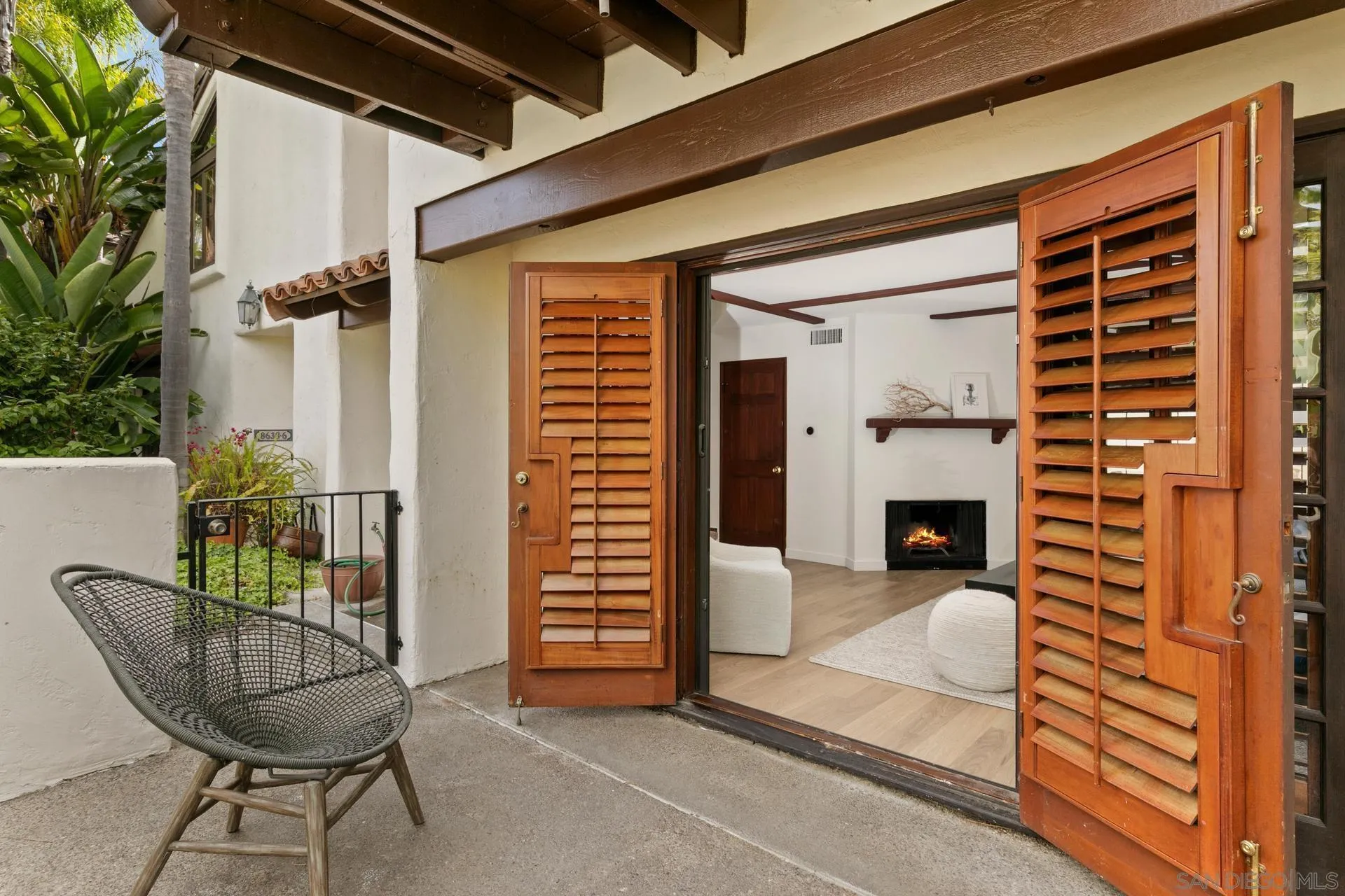 Photo #8: 250032901 Listing: Photo #8