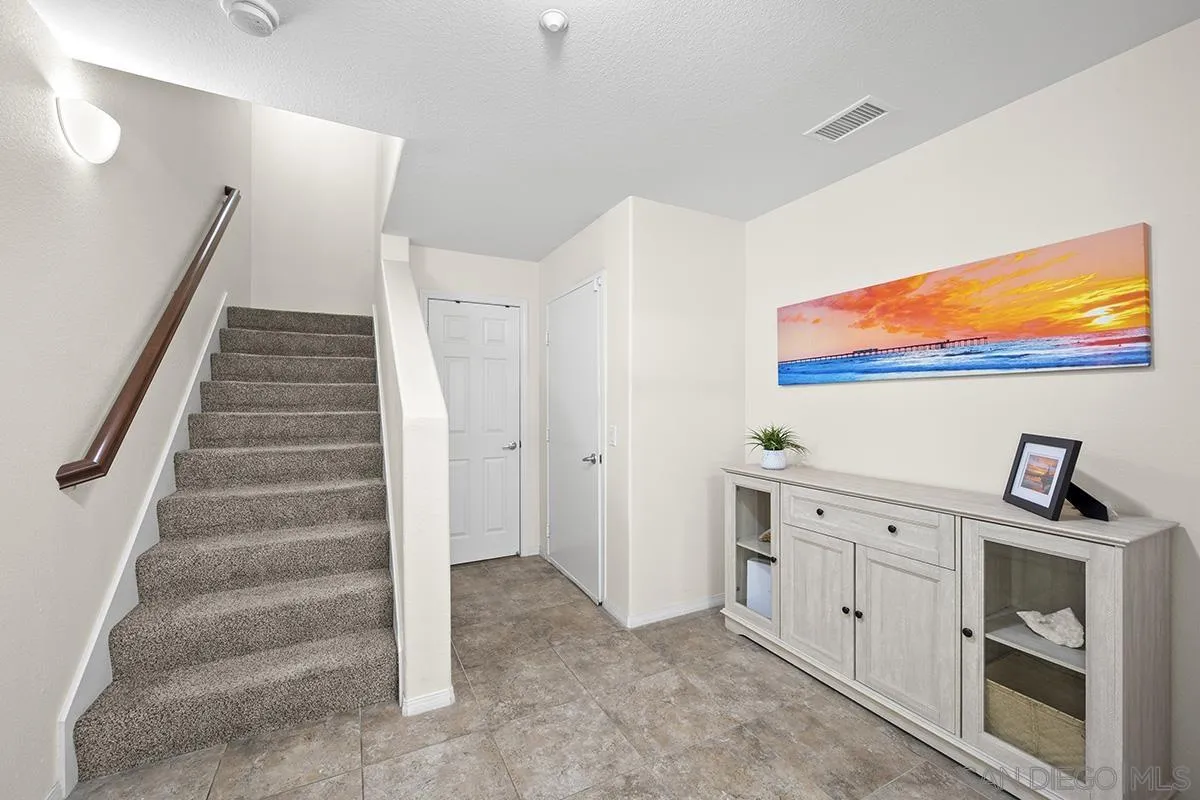 https://cdn.realtyfeed.com/cdn/127/250032907/5147c55570a319416304aa603eaf9d4d.webp