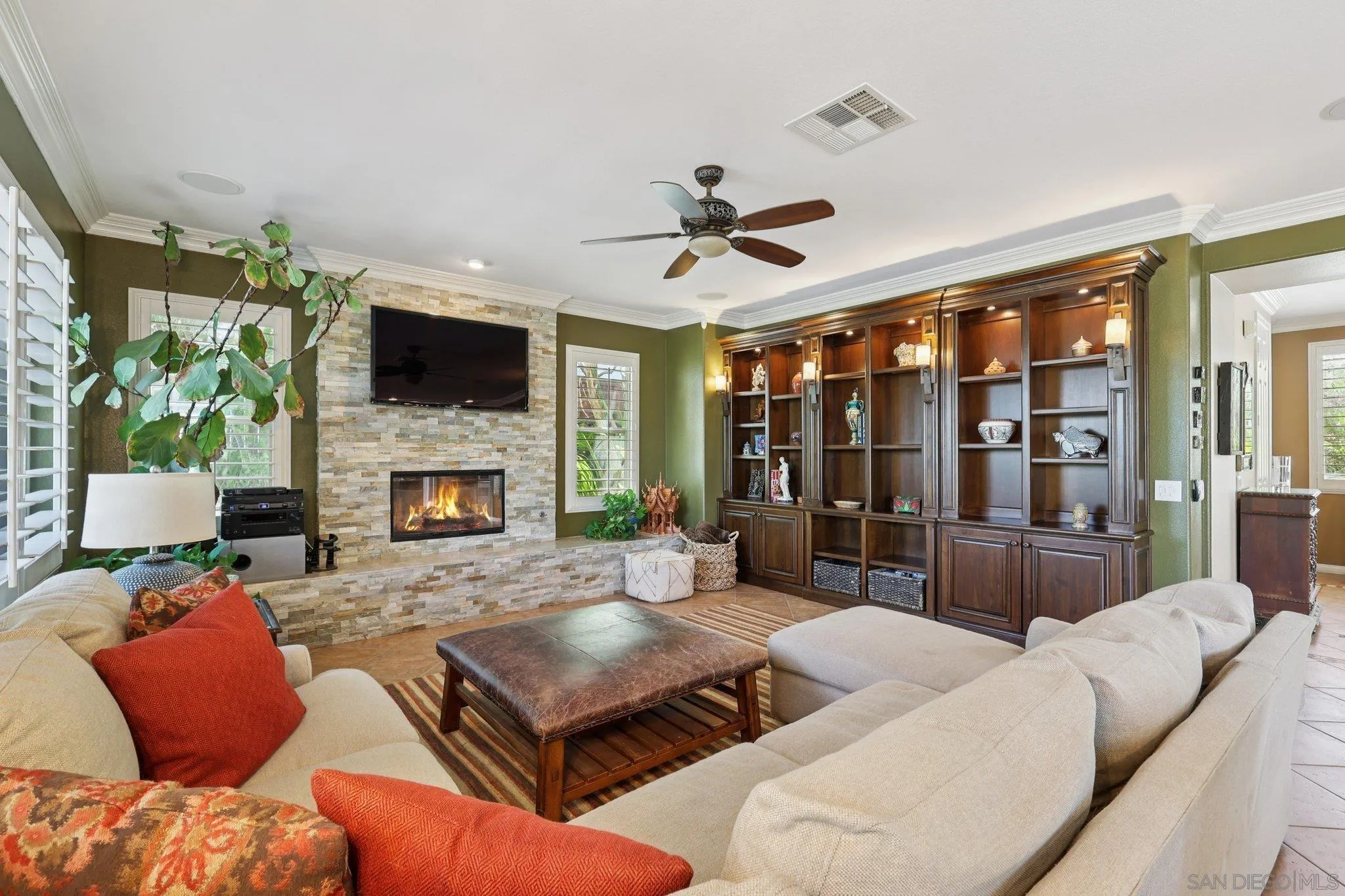 https://cdn.realtyfeed.com/cdn/127/250032930/10e50f018fb7e62fef2b6c3c30b9c5dc.webp