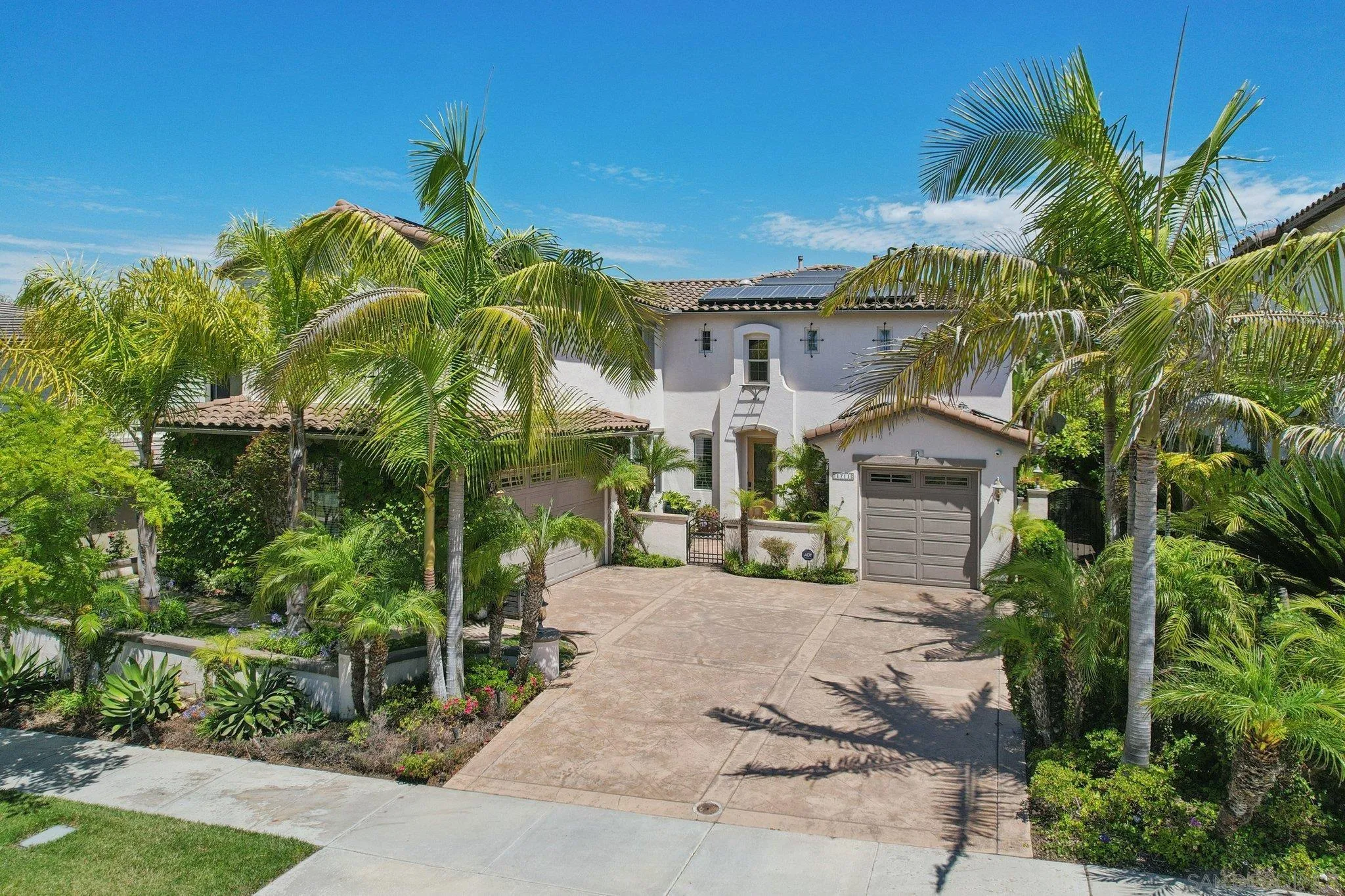 https://cdn.realtyfeed.com/cdn/127/250032930/2c809c9a5fdc269577f20e99f57478d1.webp