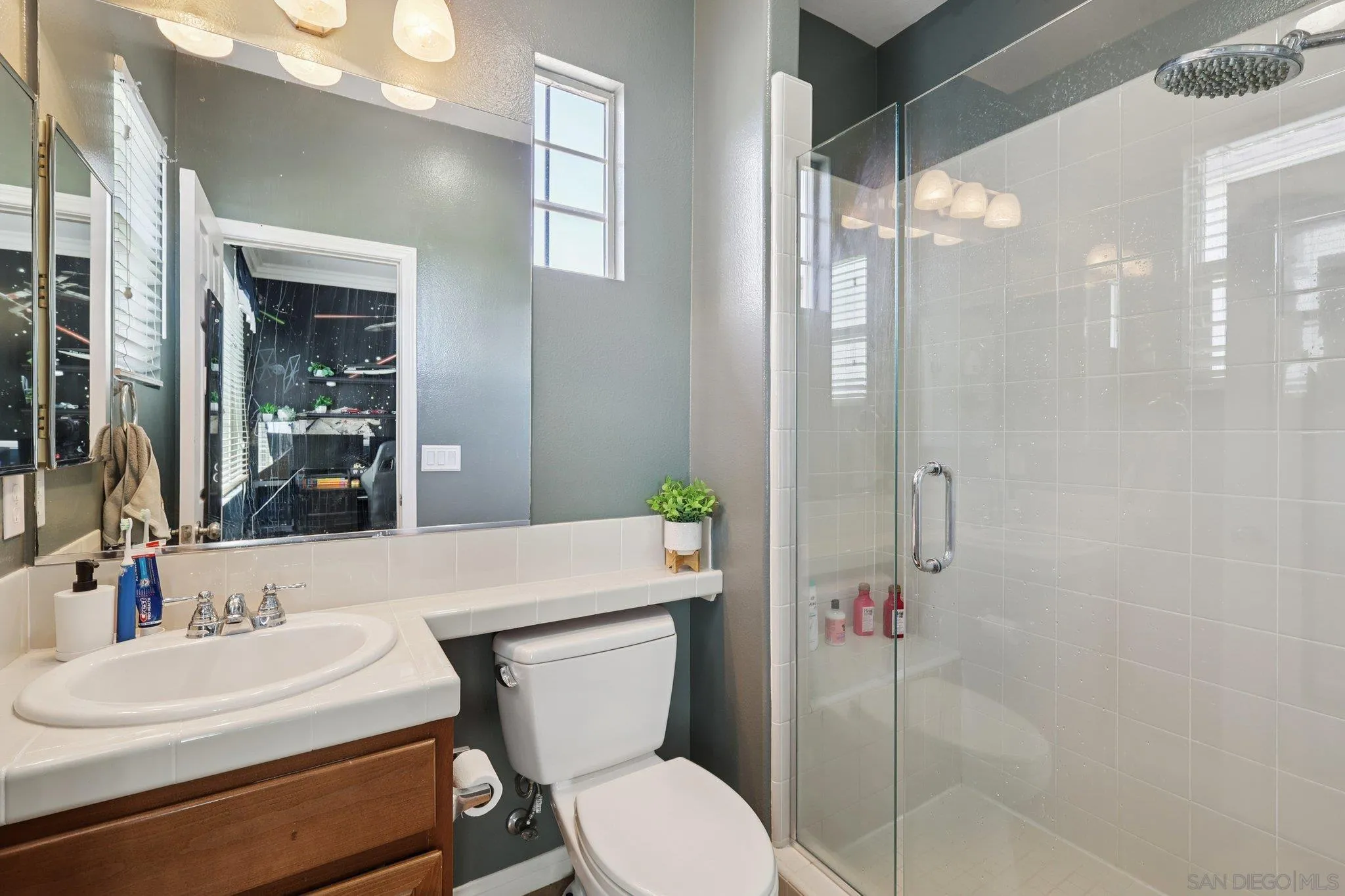https://cdn.realtyfeed.com/cdn/127/250032930/79065c9610eb7e7a565deb8d4d51e4da.webp