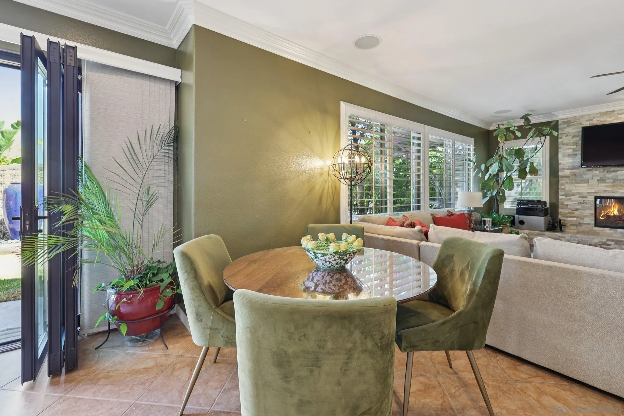 https://cdn.realtyfeed.com/cdn/127/250032930/e4612c2095075e5d0ec6d7903f190051.webp