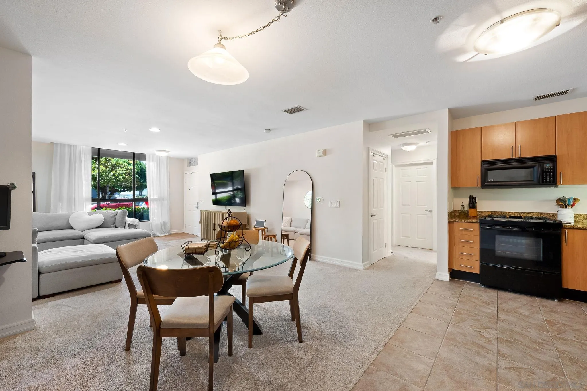 Photo #10: 250032933 Listing: Photo #10