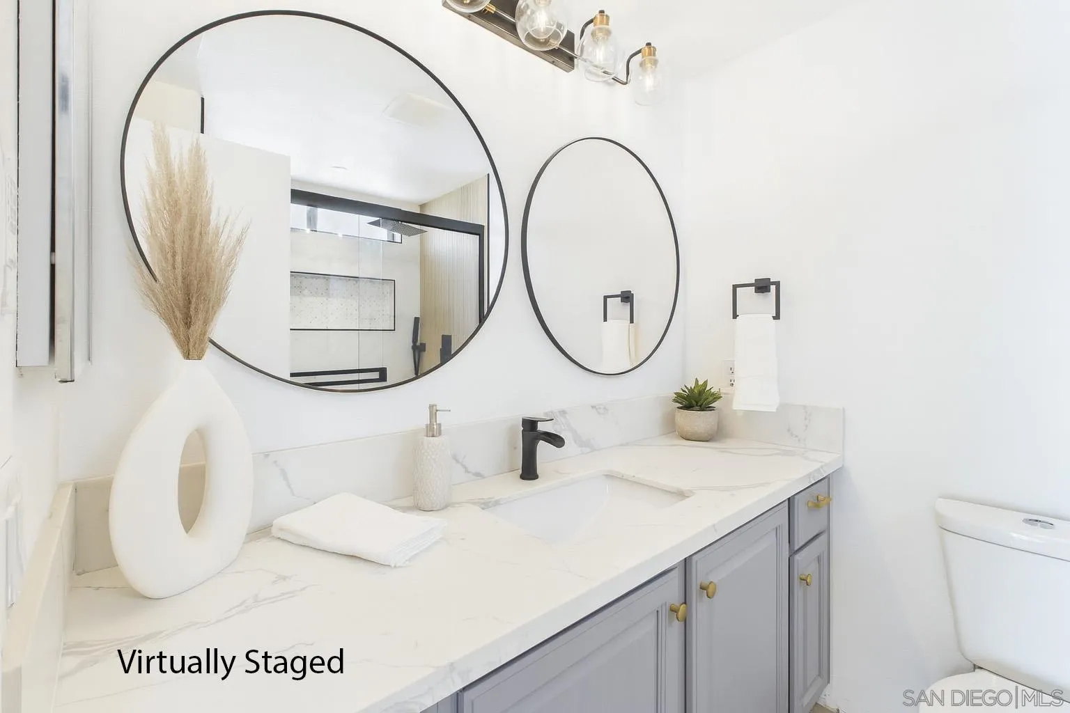 https://cdn.realtyfeed.com/cdn/127/250032940/5f52e94a4ab7af46c7a97bee62d8e7a4.webp