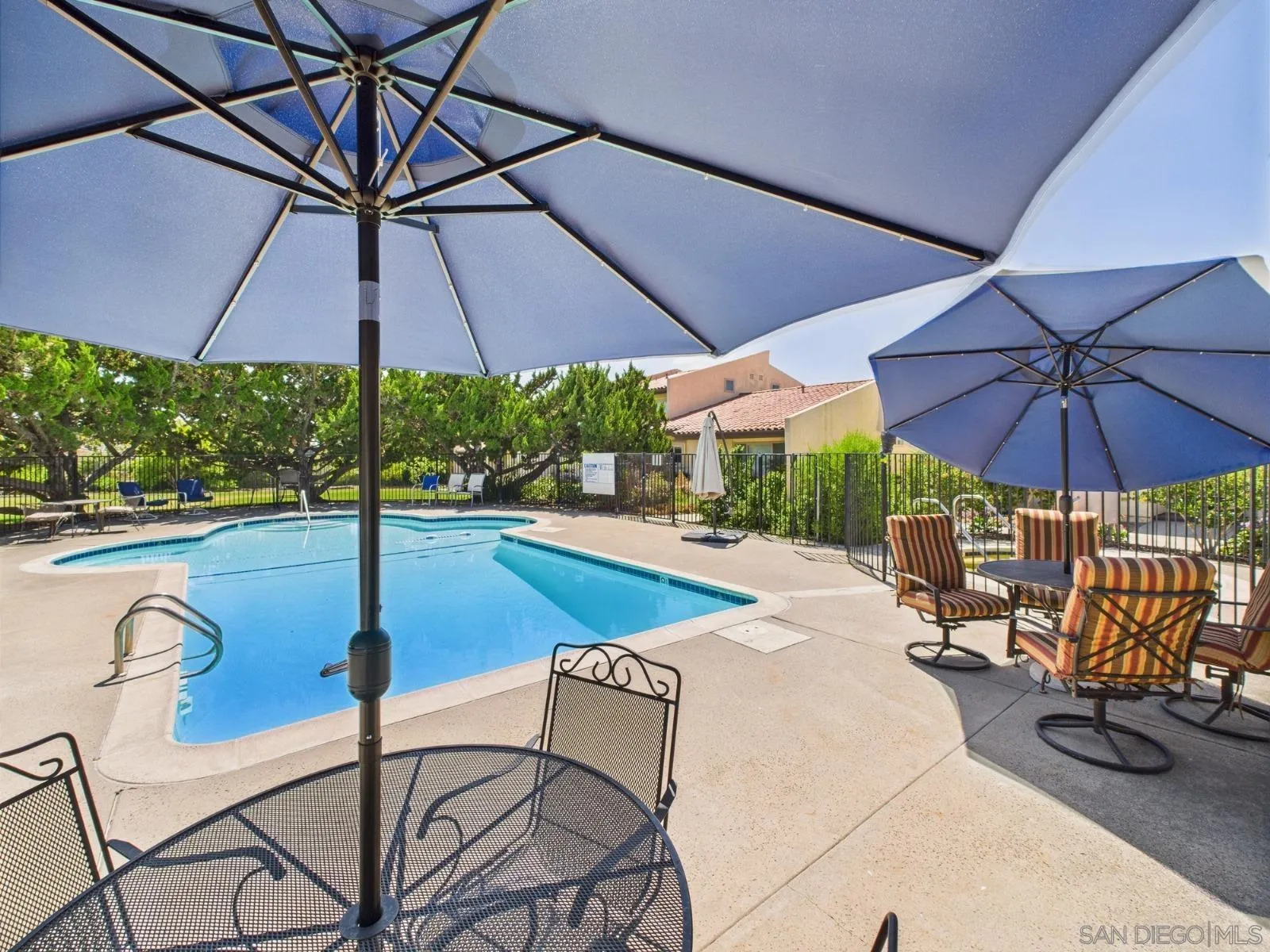 https://cdn.realtyfeed.com/cdn/127/250032940/802c8ba82e18ceb58b2b298c0d77d55a.webp