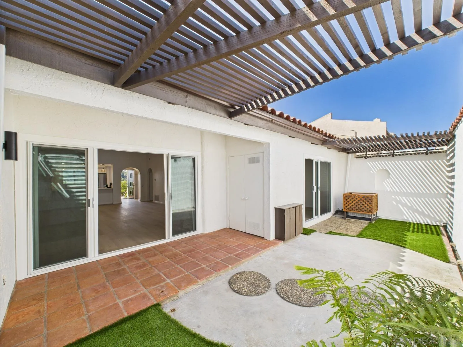 https://cdn.realtyfeed.com/cdn/127/250032940/9cfd4d469cd14a57f14ce2244e463530.webp
