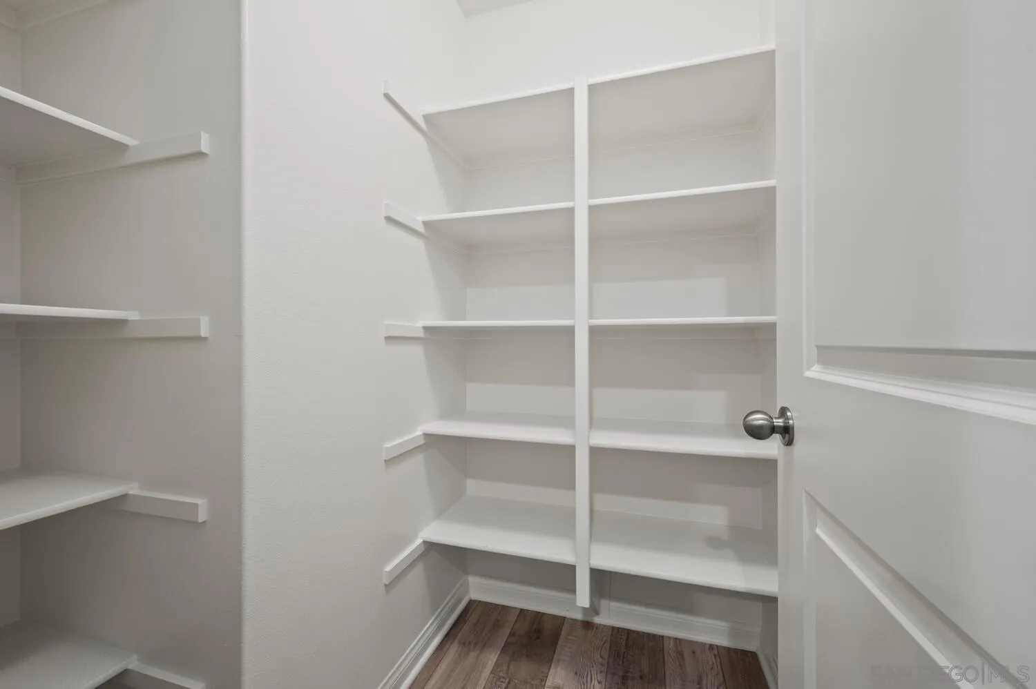 Photo #20: 250032944 Listing: Photo #20