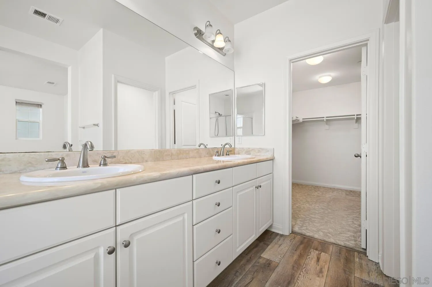 Photo #26: 250032944 Listing: Photo #26
