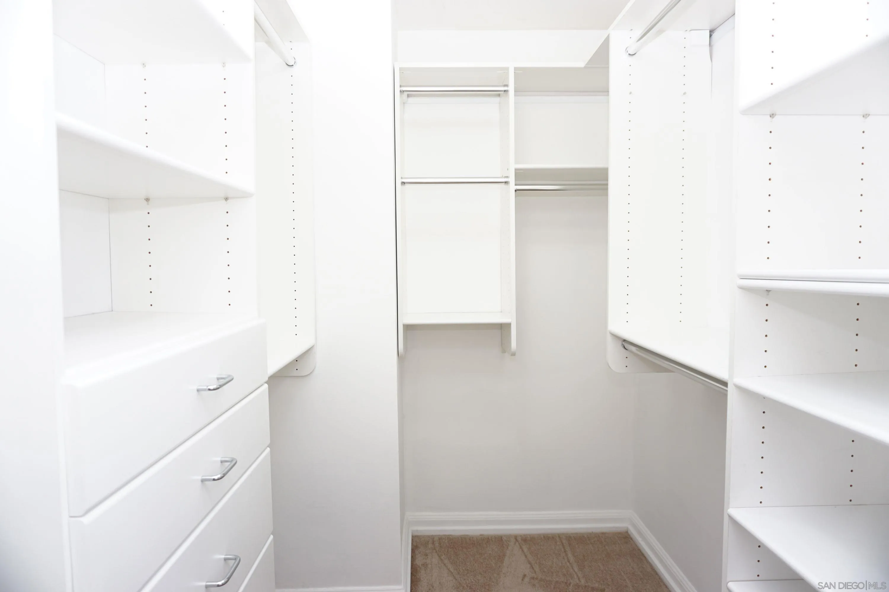 Photo #11: 250032950 Listing: Photo #11