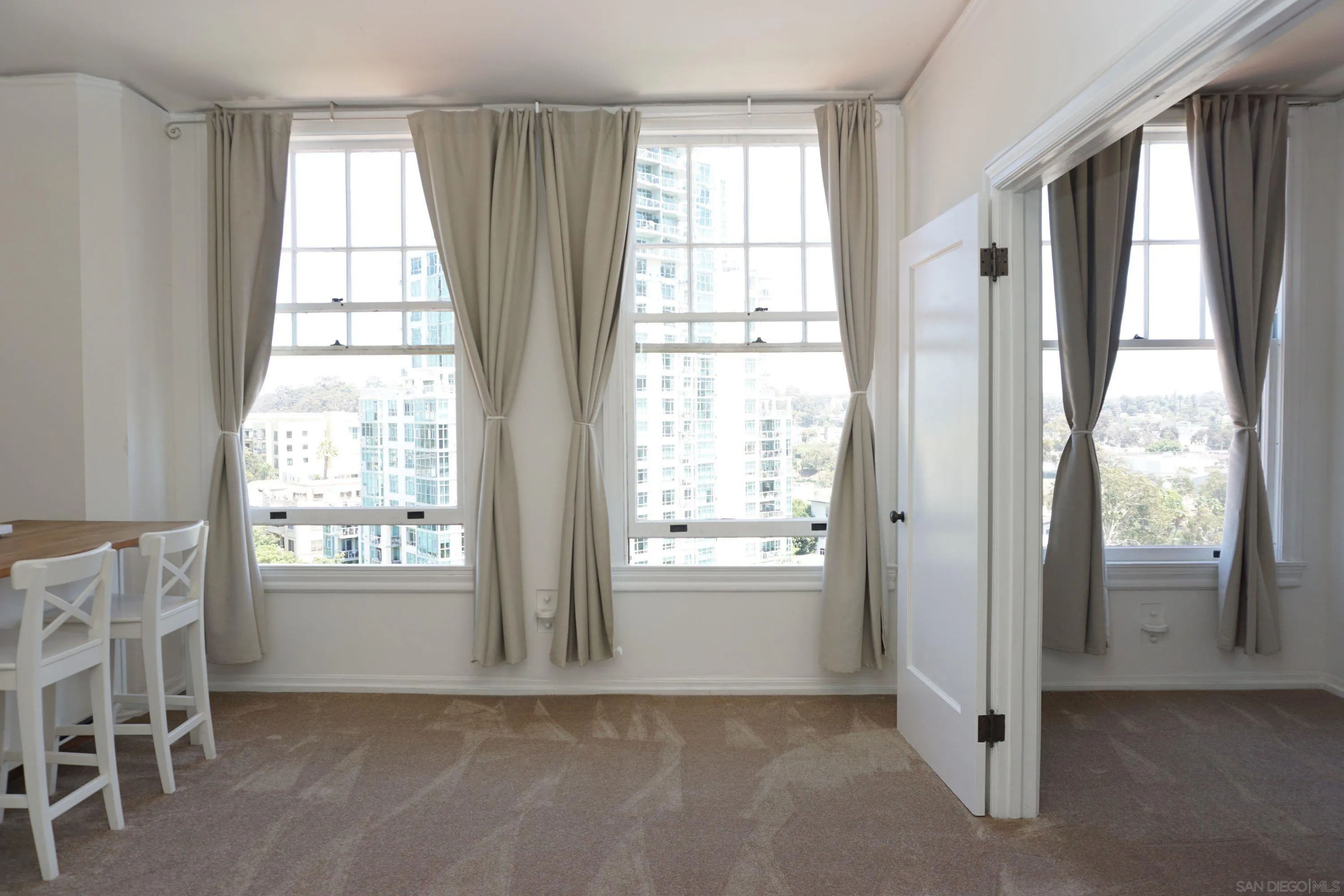 Photo #5: 250032950 Listing 