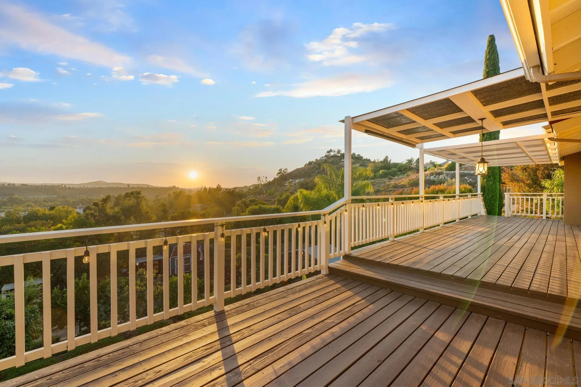 https://cdn.realtyfeed.com/cdn/127/250032960/a63dbdfcc16ccc1c0b3ca1e3c1b1fd98.webp