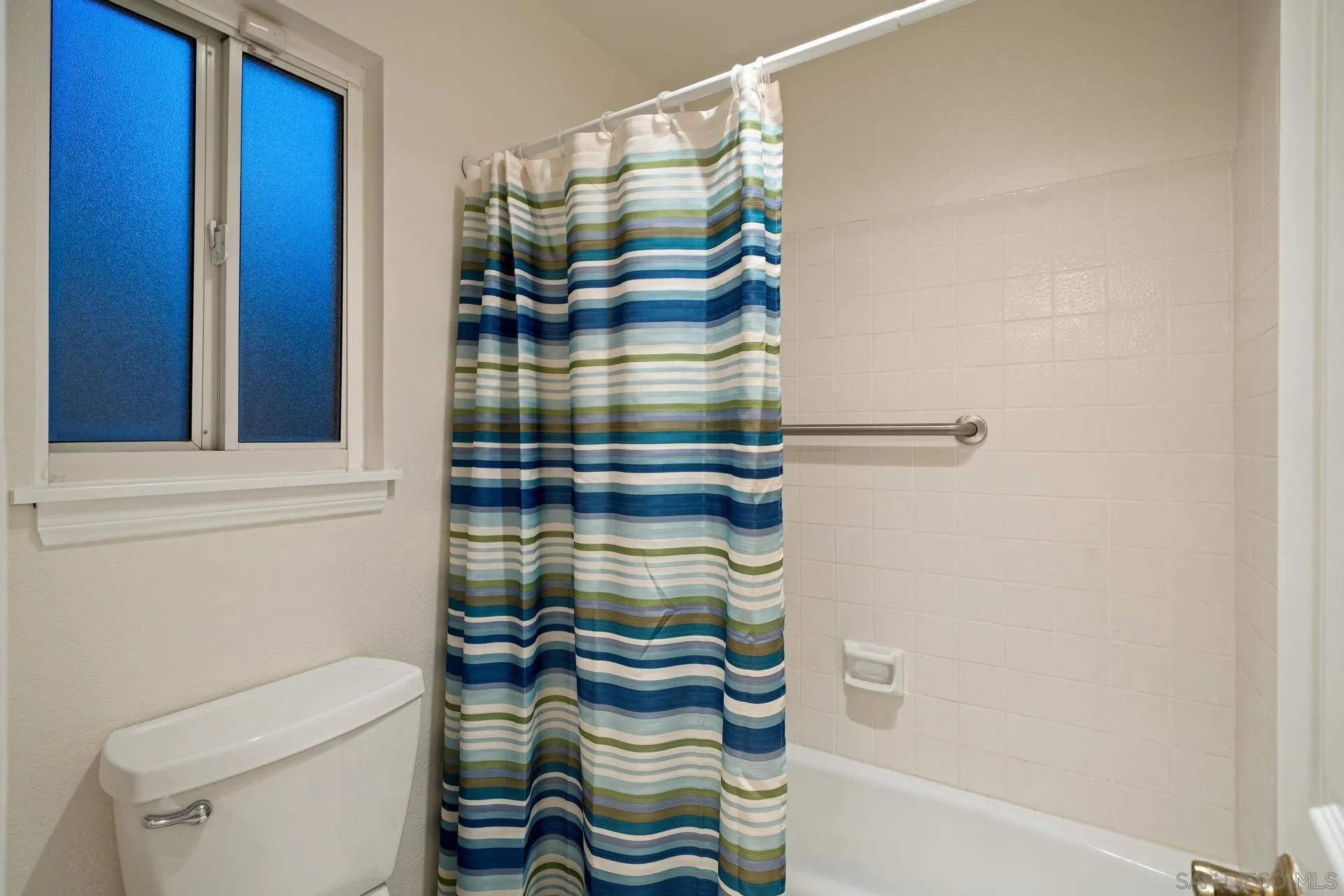 https://cdn.realtyfeed.com/cdn/127/250032960/d7990271056c883040121bf8075870a6.webp