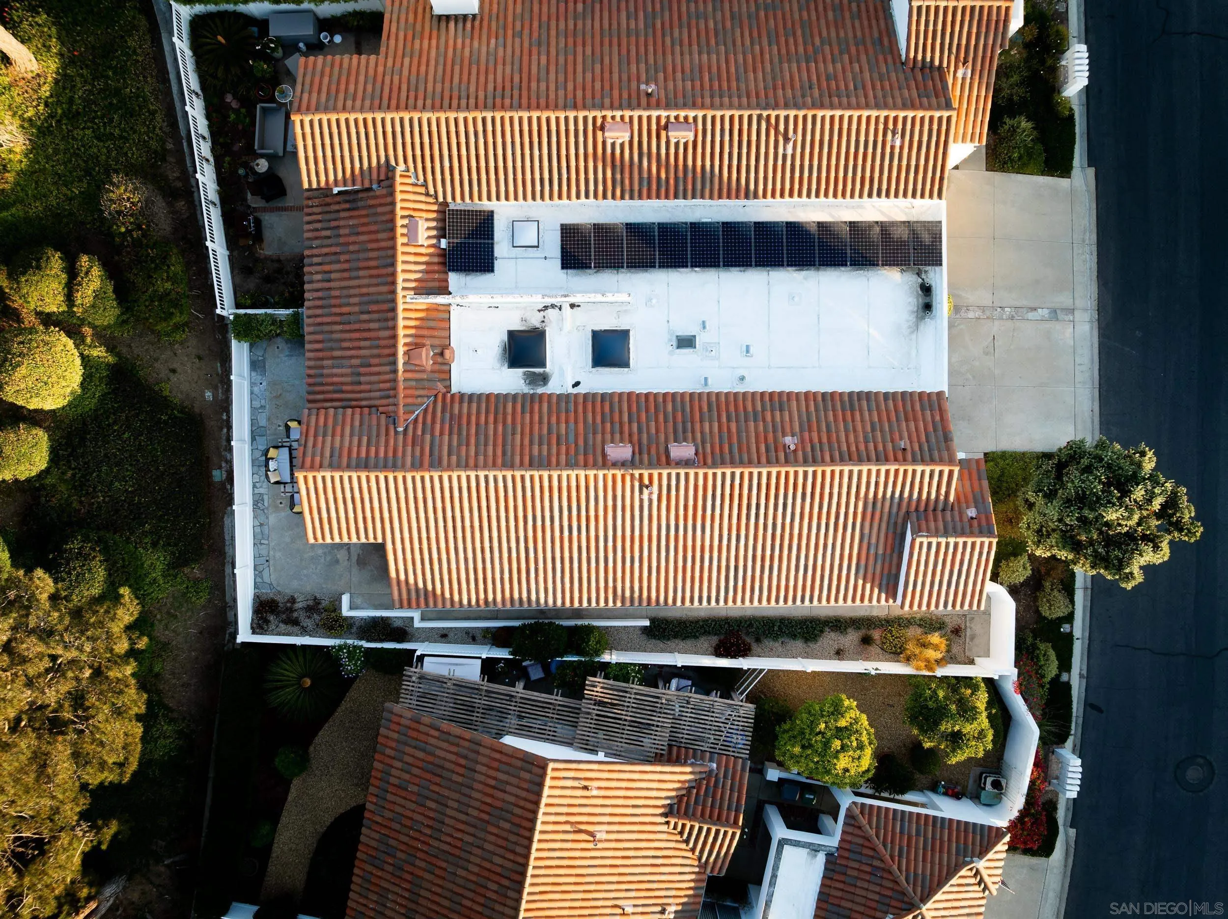 https://cdn.realtyfeed.com/cdn/127/250032961/973f63f44c3564f80ab3afd3c58aea82.webp