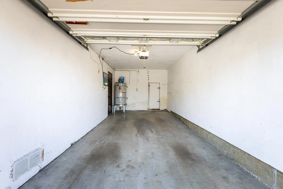 https://cdn.realtyfeed.com/cdn/127/250032972/f688cce04262b9e094059841644633e5.webp