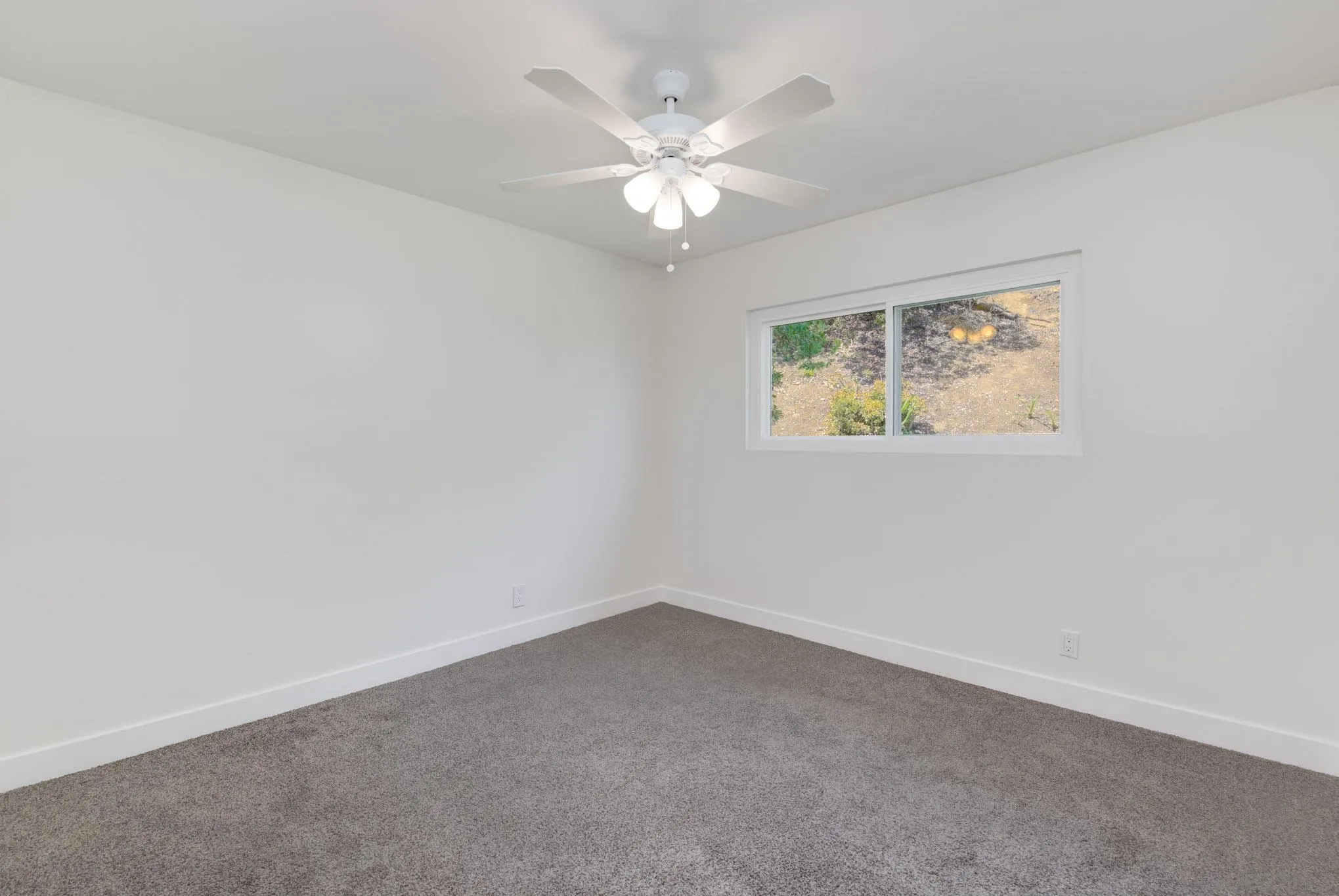https://cdn.realtyfeed.com/cdn/127/250032980/ac0088440ab64161f3615fde09af24bb.webp