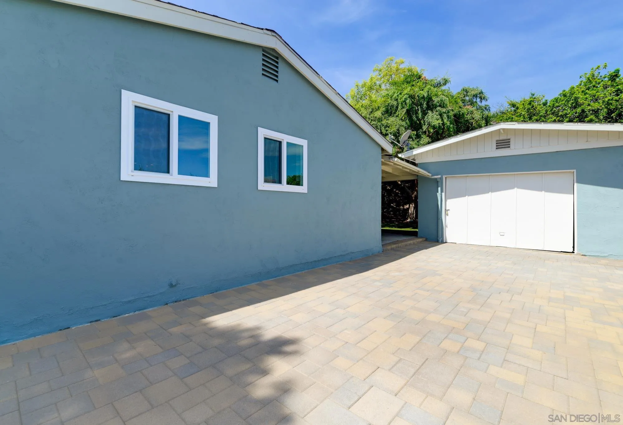 https://cdn.realtyfeed.com/cdn/127/250032980/fe91464320cfbf76b7f09c595179af27.webp