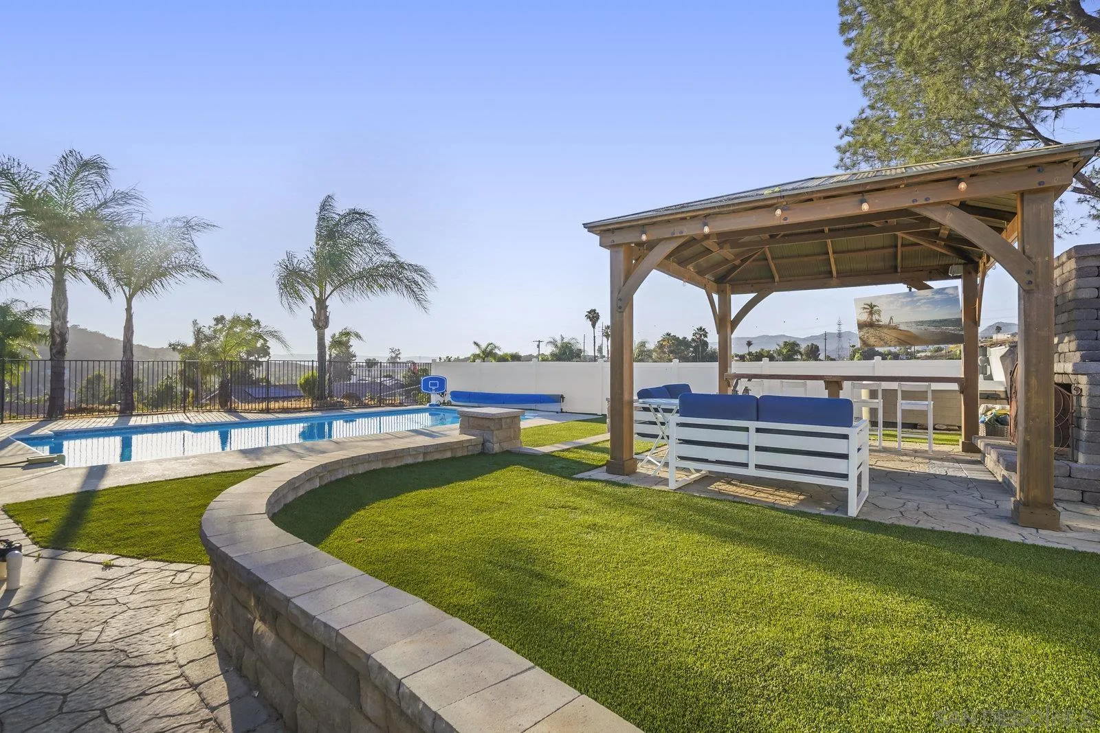 https://cdn.realtyfeed.com/cdn/127/250032995/6819acd3d272c1f3a5e91b43f64a46b1.webp