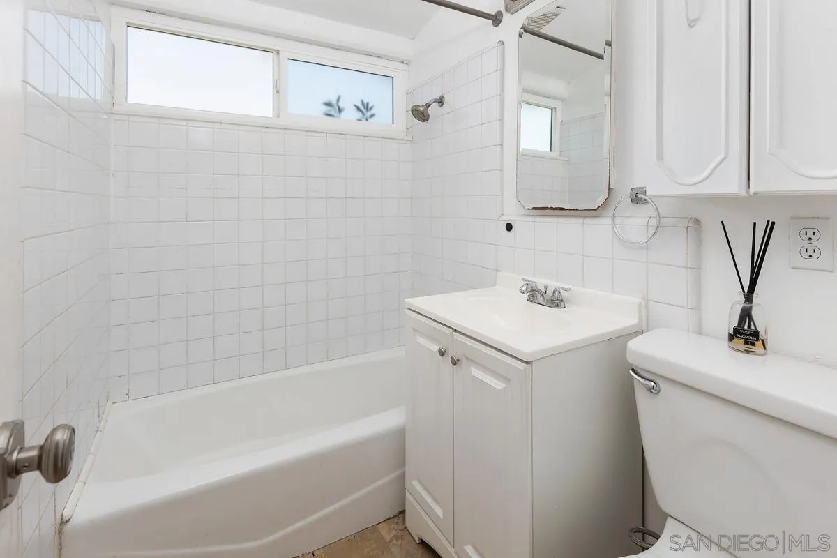 https://cdn.realtyfeed.com/cdn/127/250032999/19805be7f2a2bfd30056429b058a460b.webp