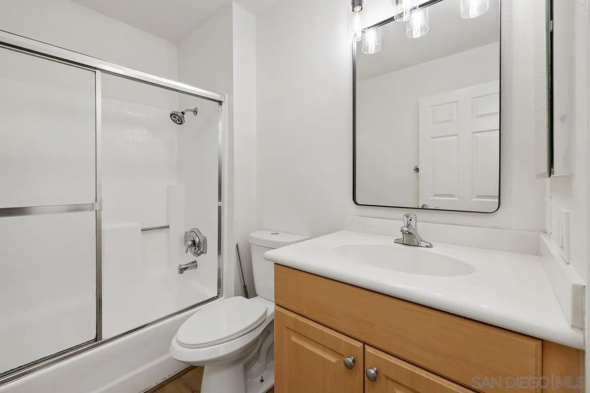 https://cdn.realtyfeed.com/cdn/127/250033000/d48a6ad6fa31177936e71cf3c2df0343.webp