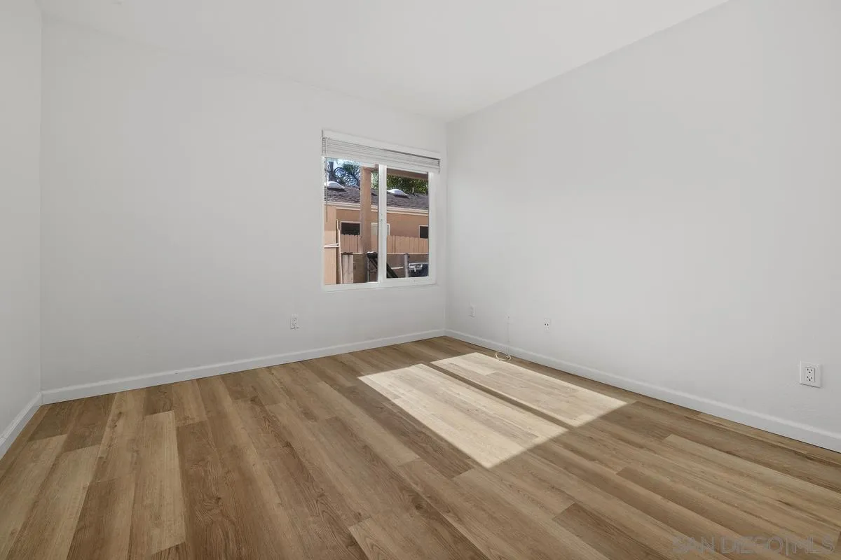https://cdn.realtyfeed.com/cdn/127/250033000/f2439aa6f470902e7b6574ec34cf2143.webp