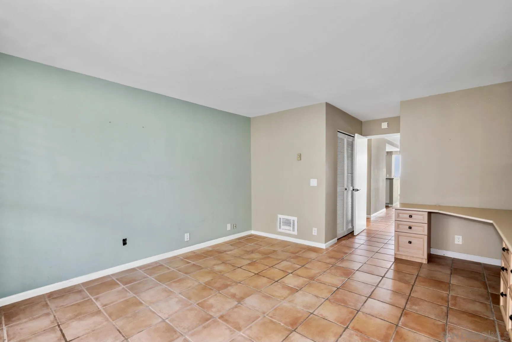 Photo #14: 250033006 Listing: Photo #14