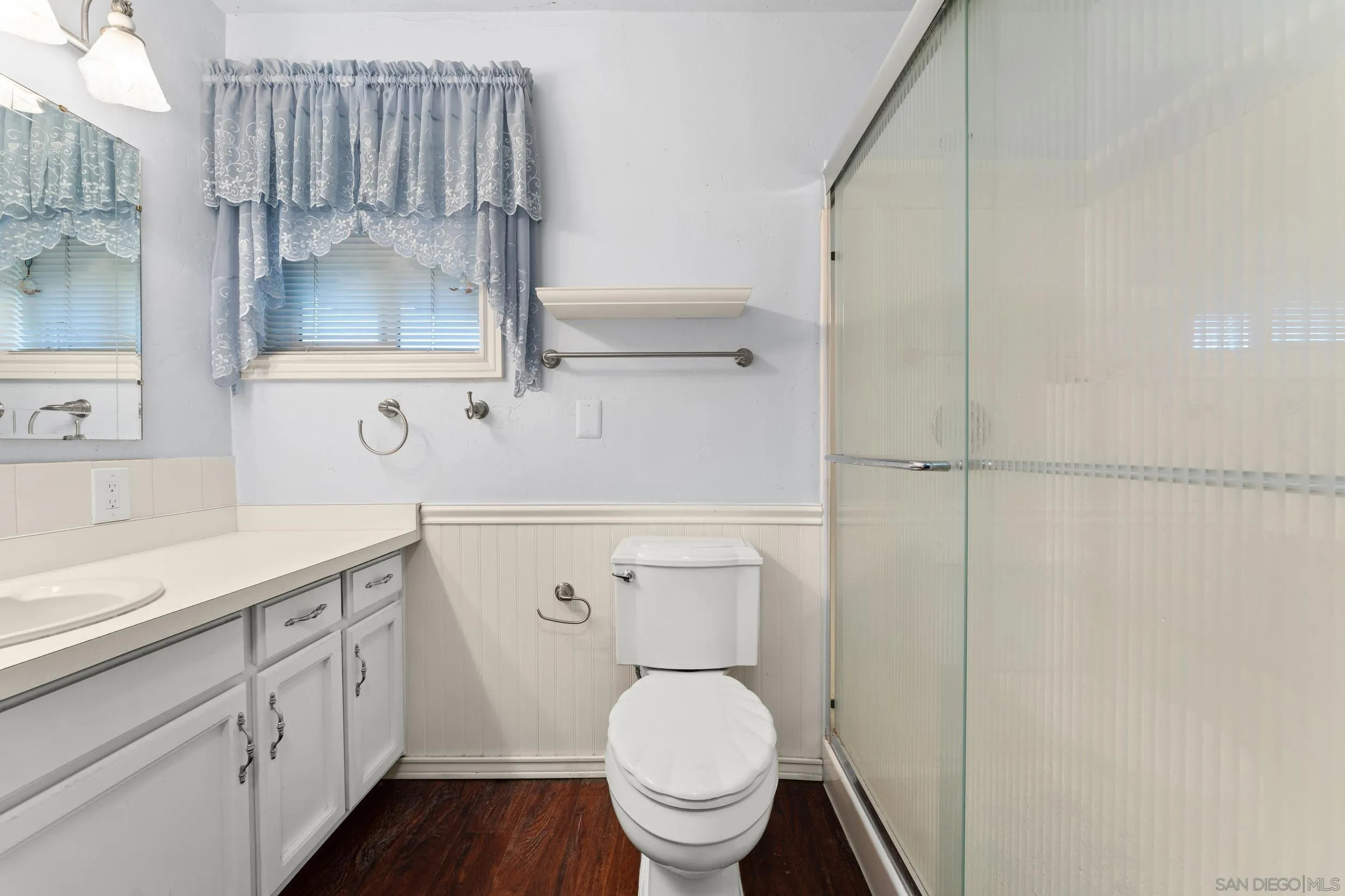https://cdn.realtyfeed.com/cdn/127/250033018/7a643d53d82c456f9d43285c9cc73c2e.webp