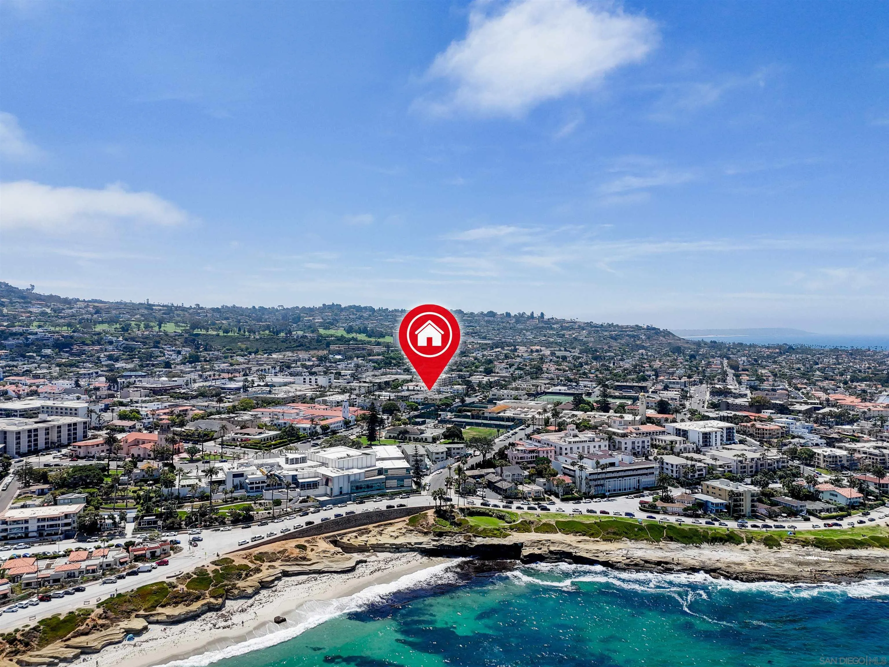 https://cdn.realtyfeed.com/cdn/127/250033039/a9fc00d8c58036eb806ca2df7dbe5d59.webp