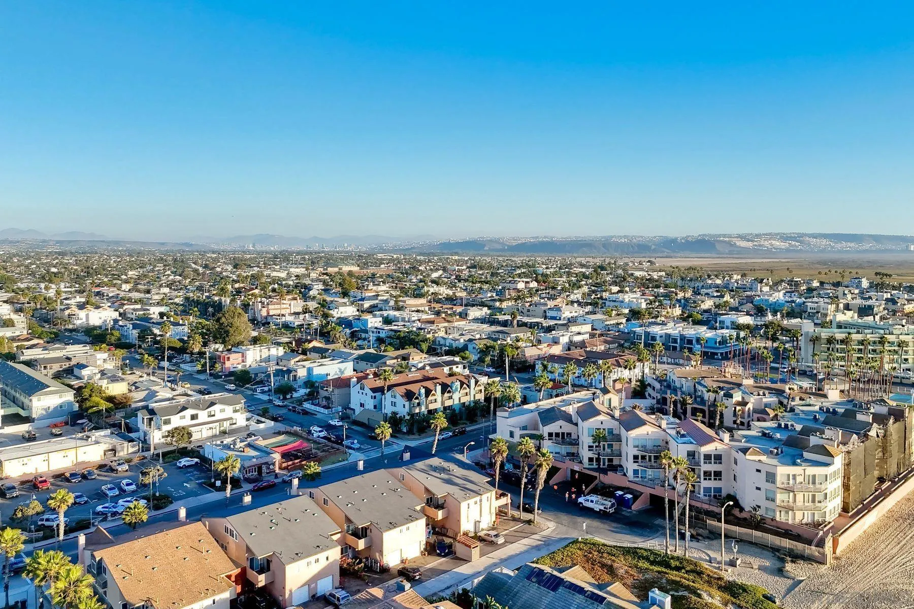 https://cdn.realtyfeed.com/cdn/127/250033044/b20891c340905d3f08738261f740596f.webp