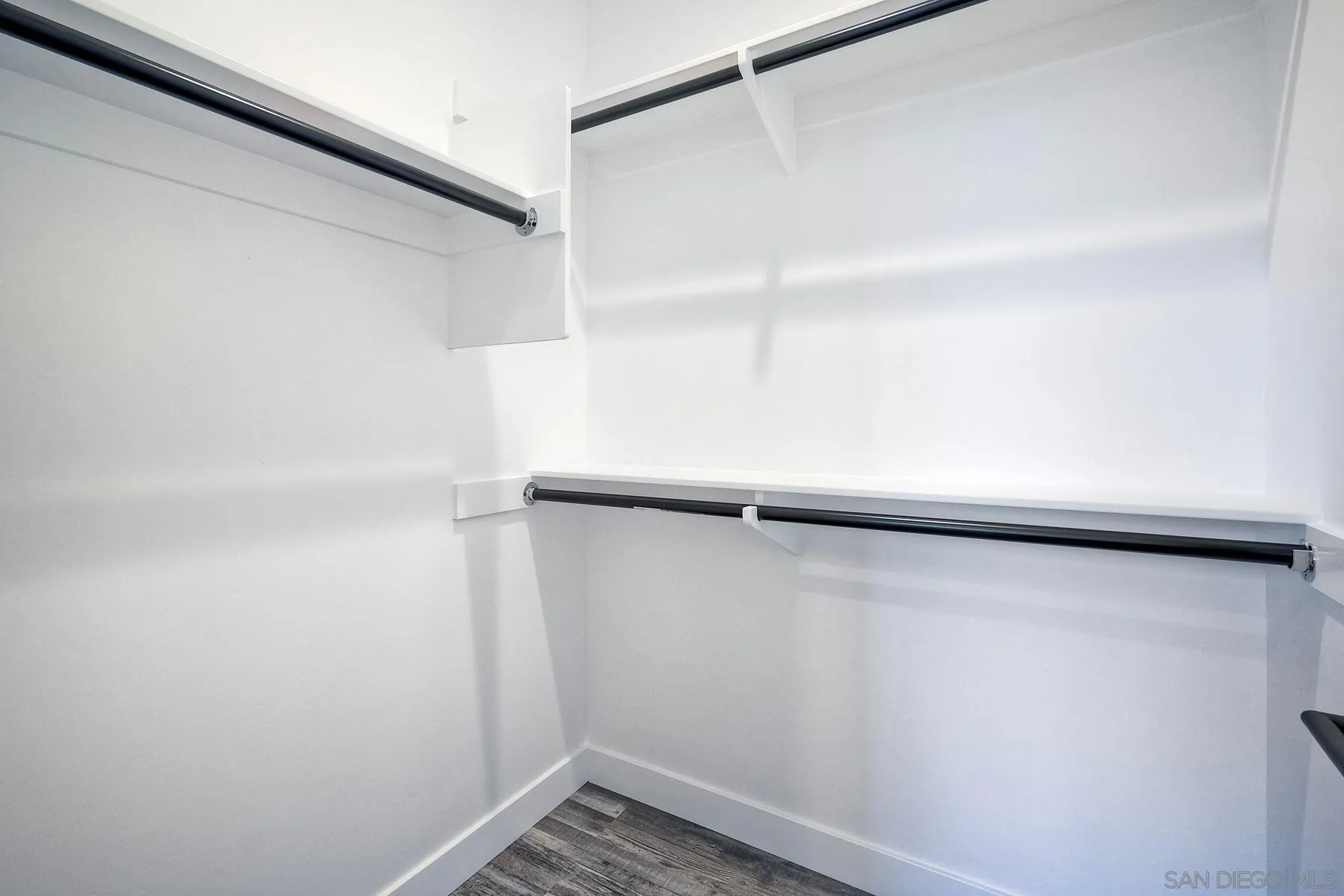 https://cdn.realtyfeed.com/cdn/127/250033044/d1210036ba22004774e77a46950ebaf9.webp