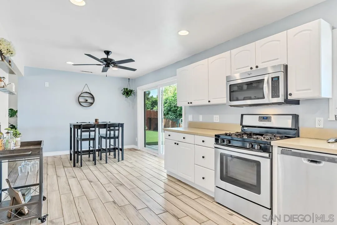https://cdn.realtyfeed.com/cdn/127/250033051/e494eee3d1b9fd3d14c58cba12d6843c.webp
