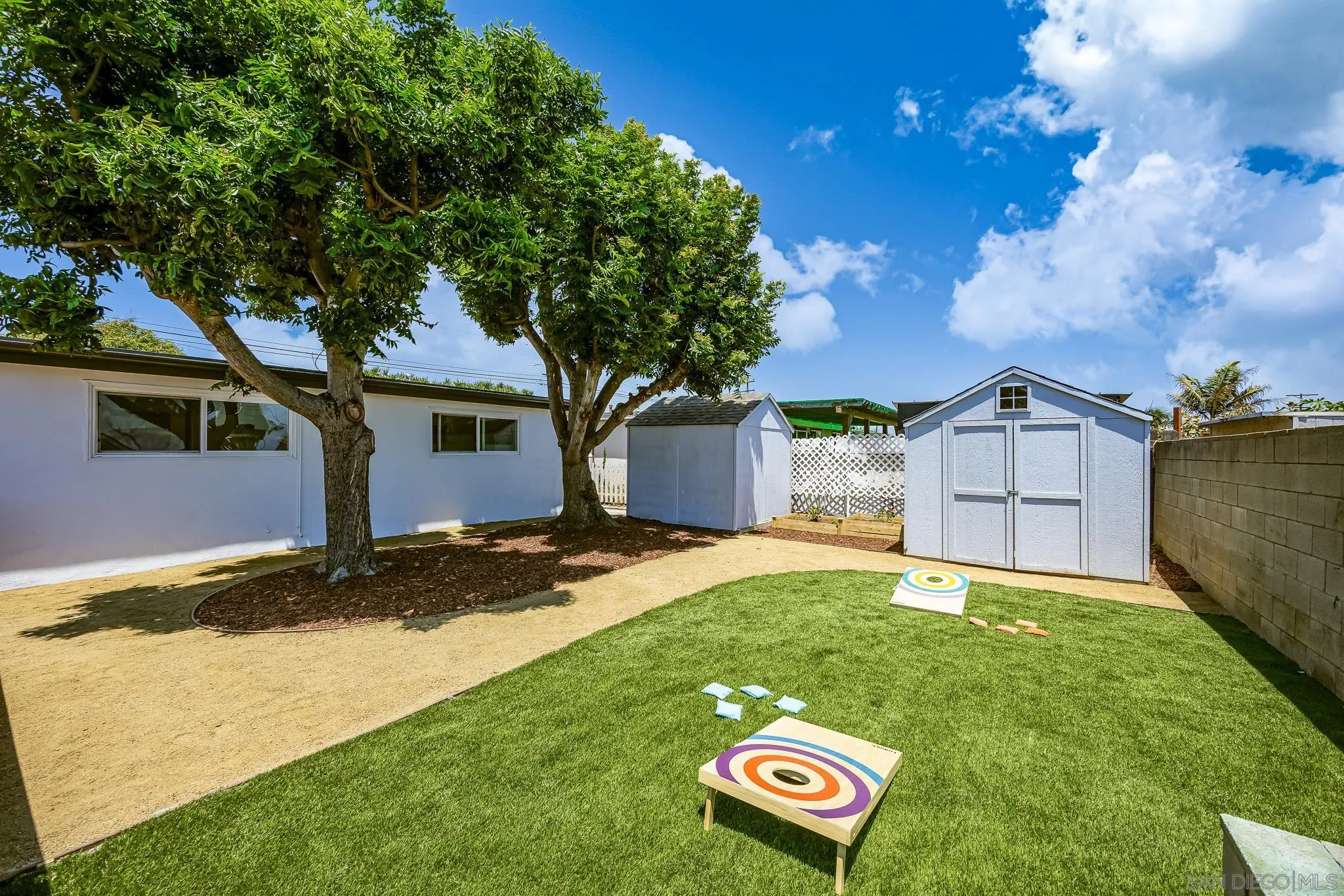 https://cdn.realtyfeed.com/cdn/127/250033054/70e34c9480695263590b08320644d7fb.webp