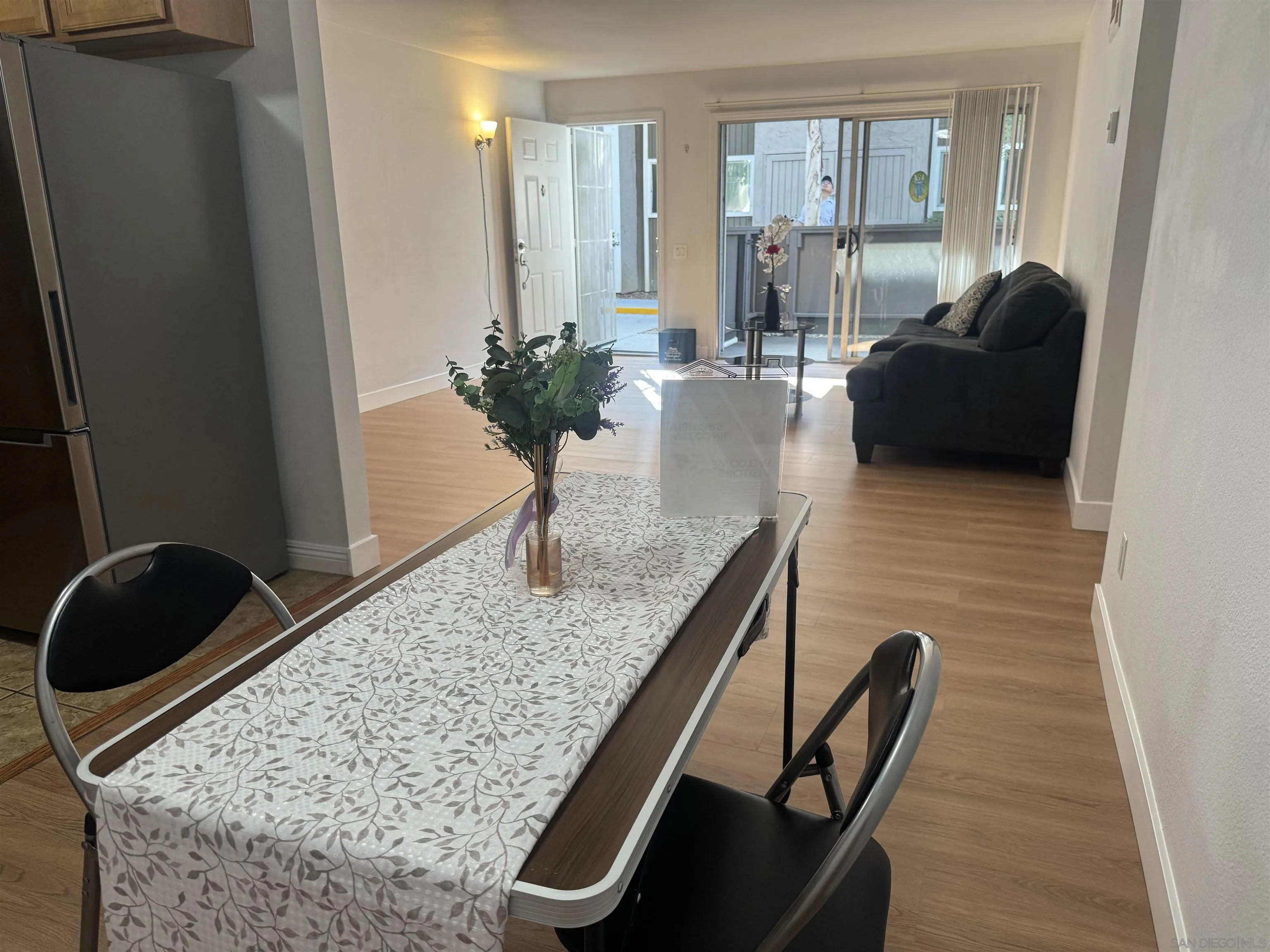https://cdn.realtyfeed.com/cdn/127/250033068/1a12f81fb2842b612468e620db6dcdc0.webp