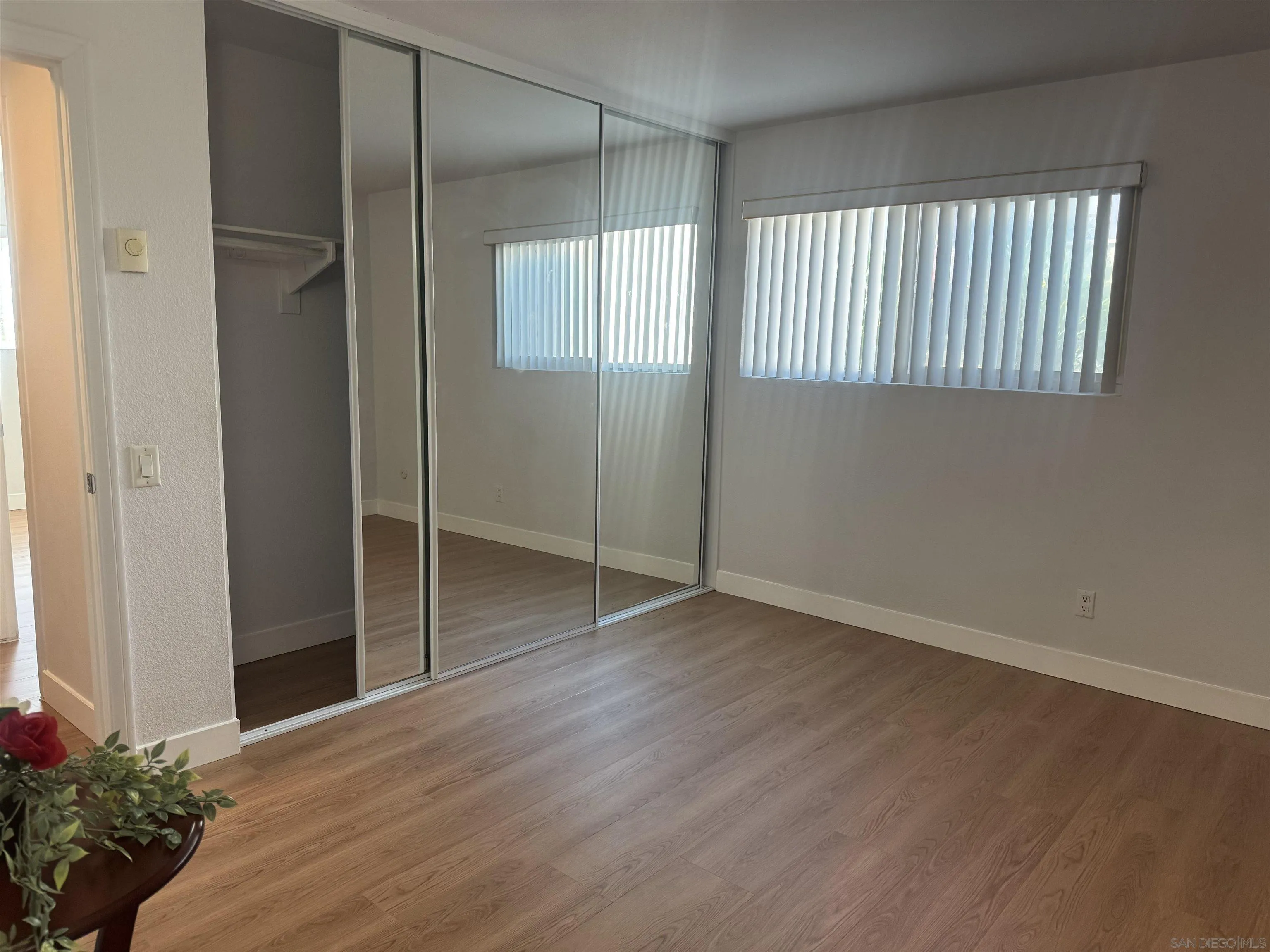 https://cdn.realtyfeed.com/cdn/127/250033068/bfb3bbbb20d6ef10de7f20eafca521b5.webp