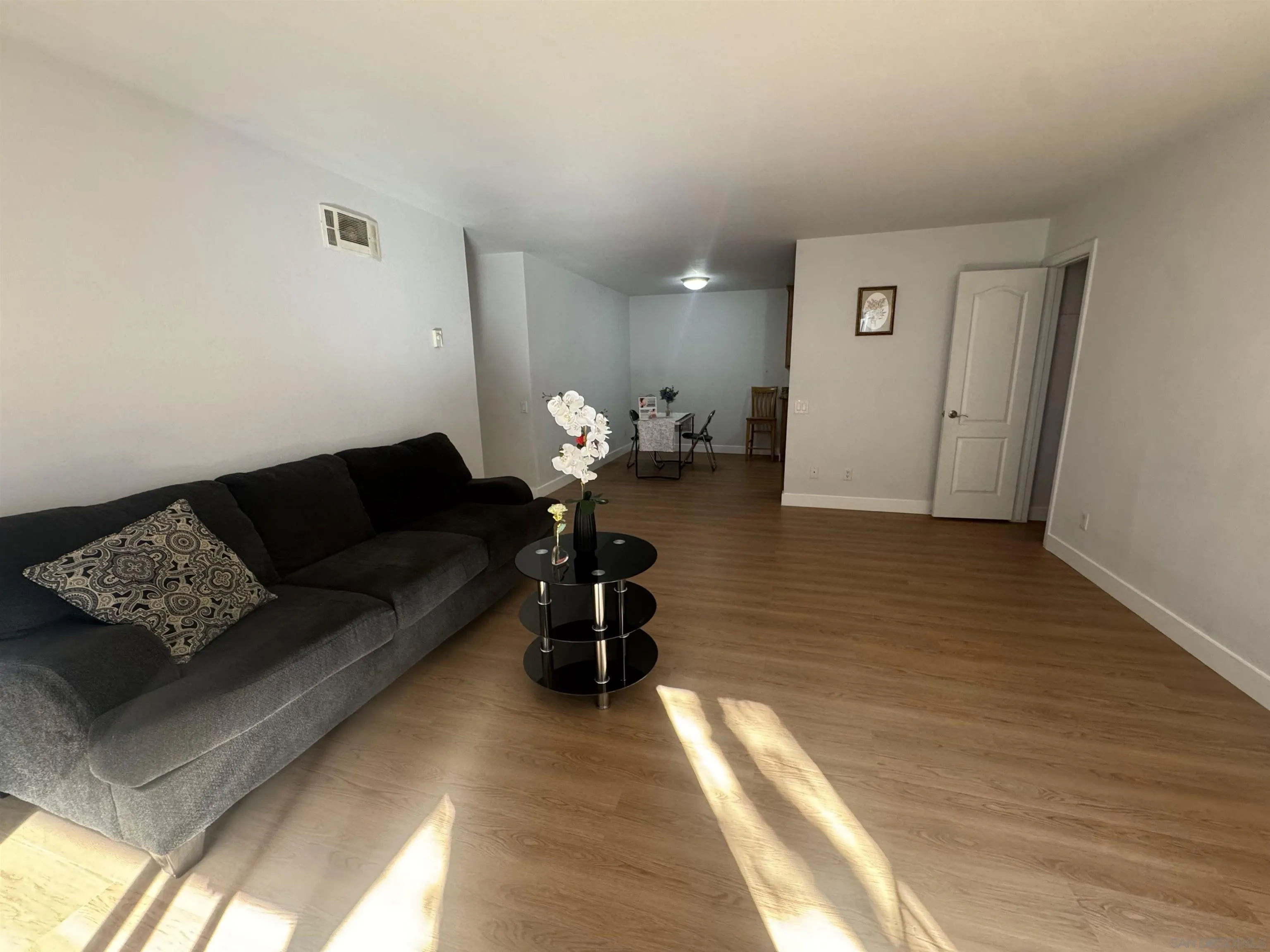 https://cdn.realtyfeed.com/cdn/127/250033068/f9048d9232e8da75d4386e8934edc3e7.webp